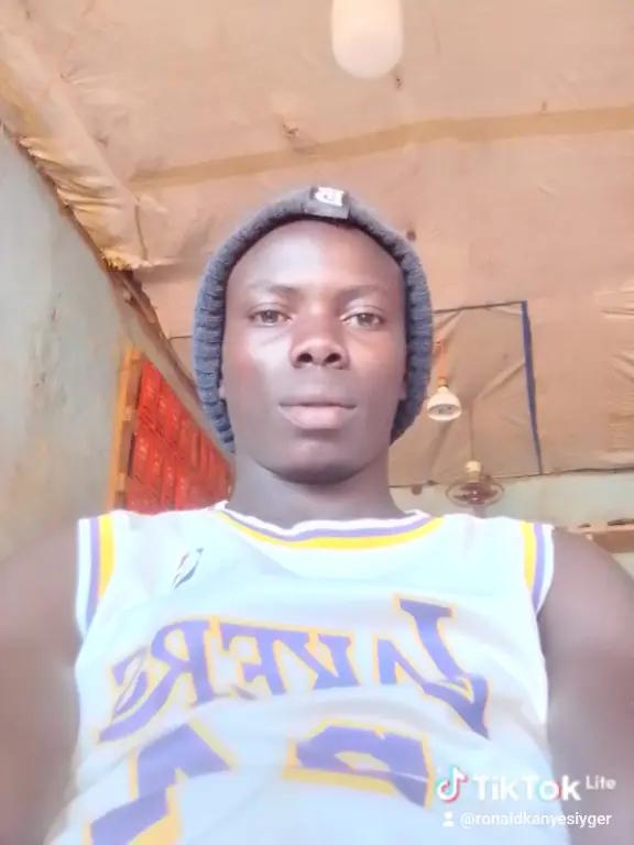 @kanyesiyge. ronald