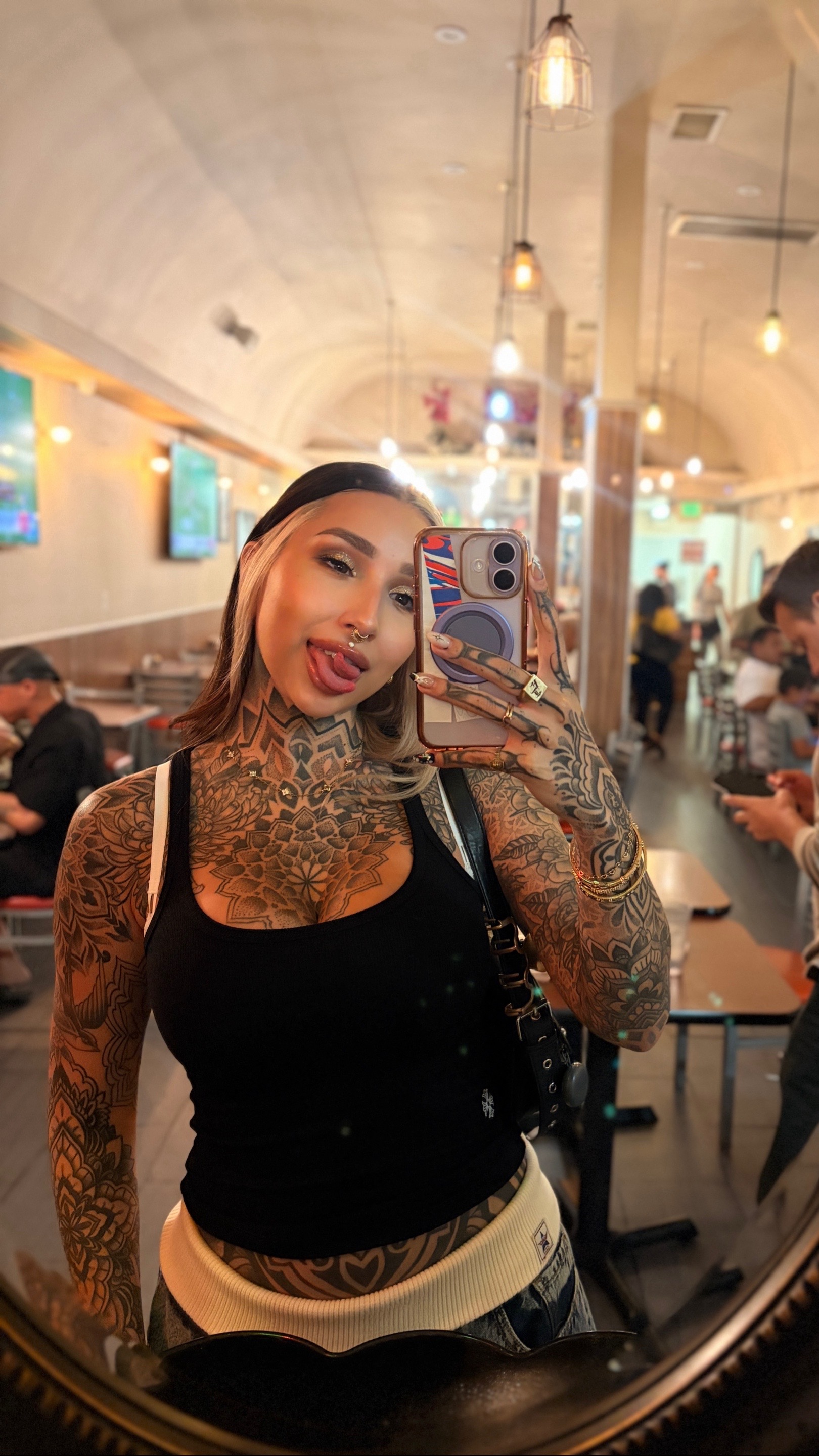 @Split_tongue_bri