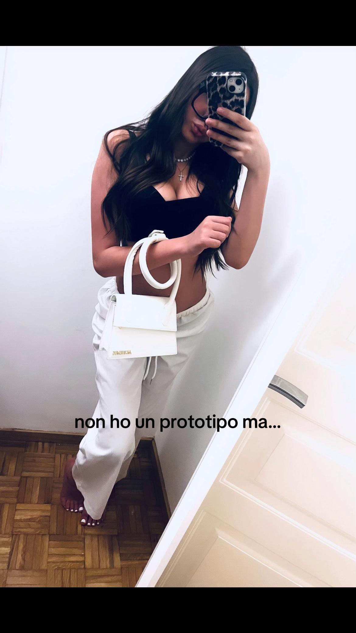 @𝟏𝟕
