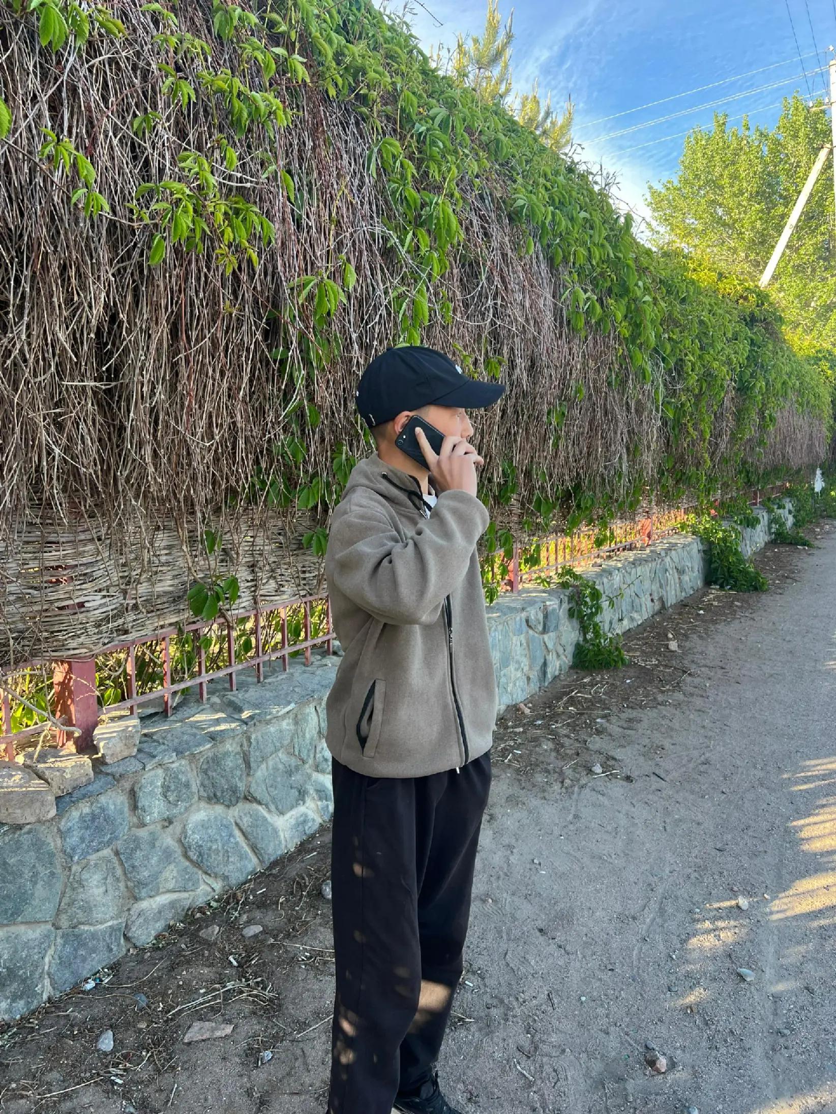 @nuni.010
