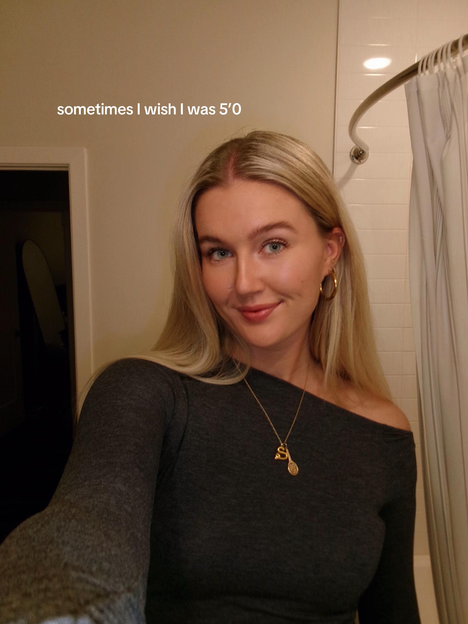 @scarlett hutchinson