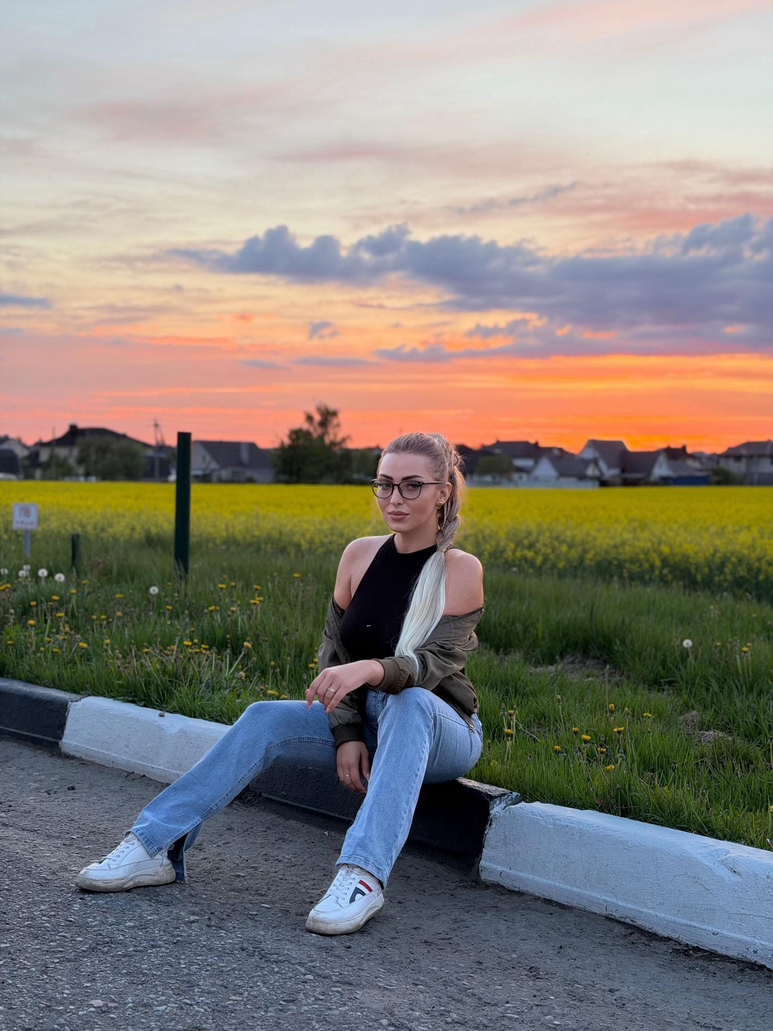 @Полина