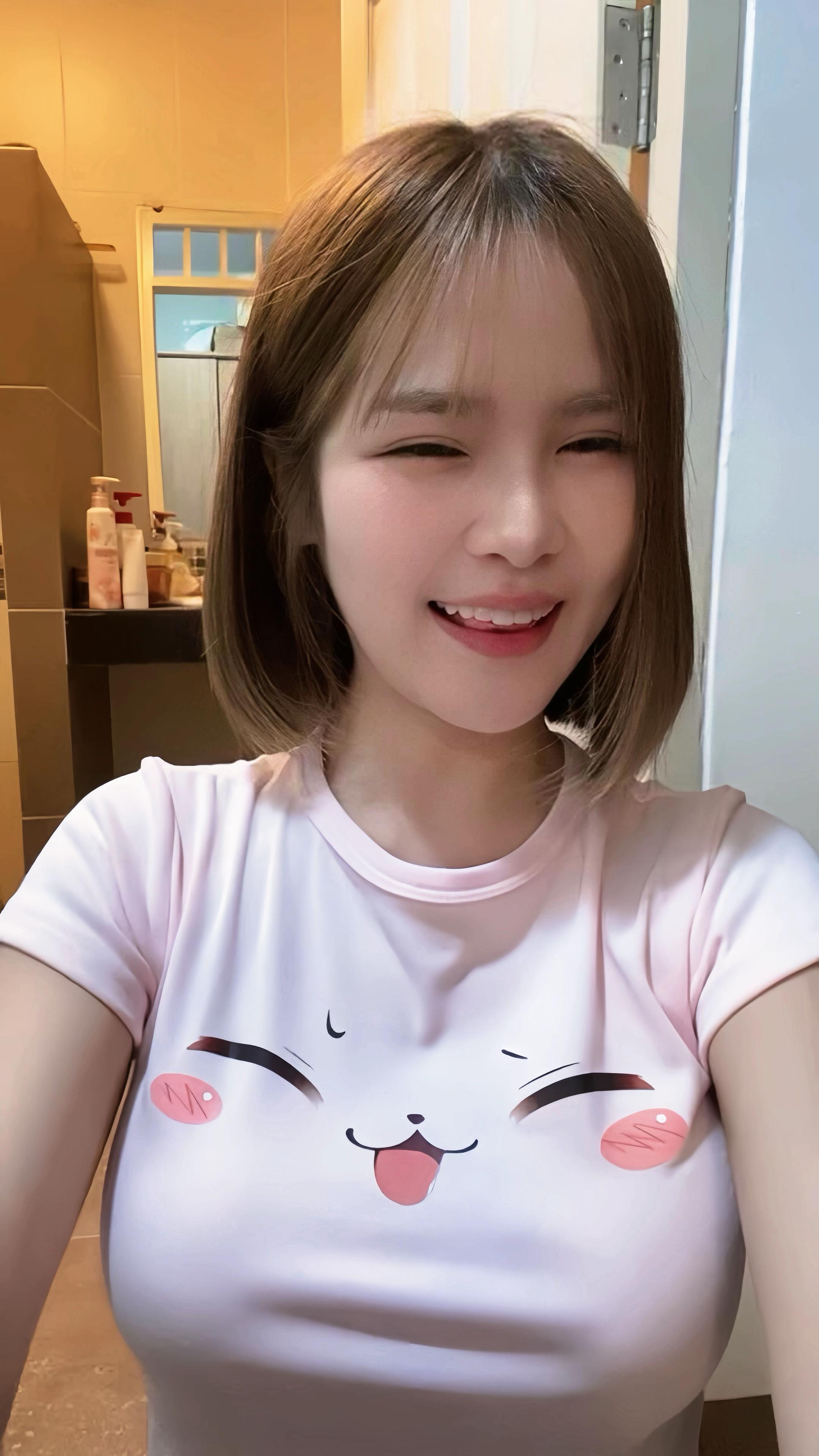 @โบวี่