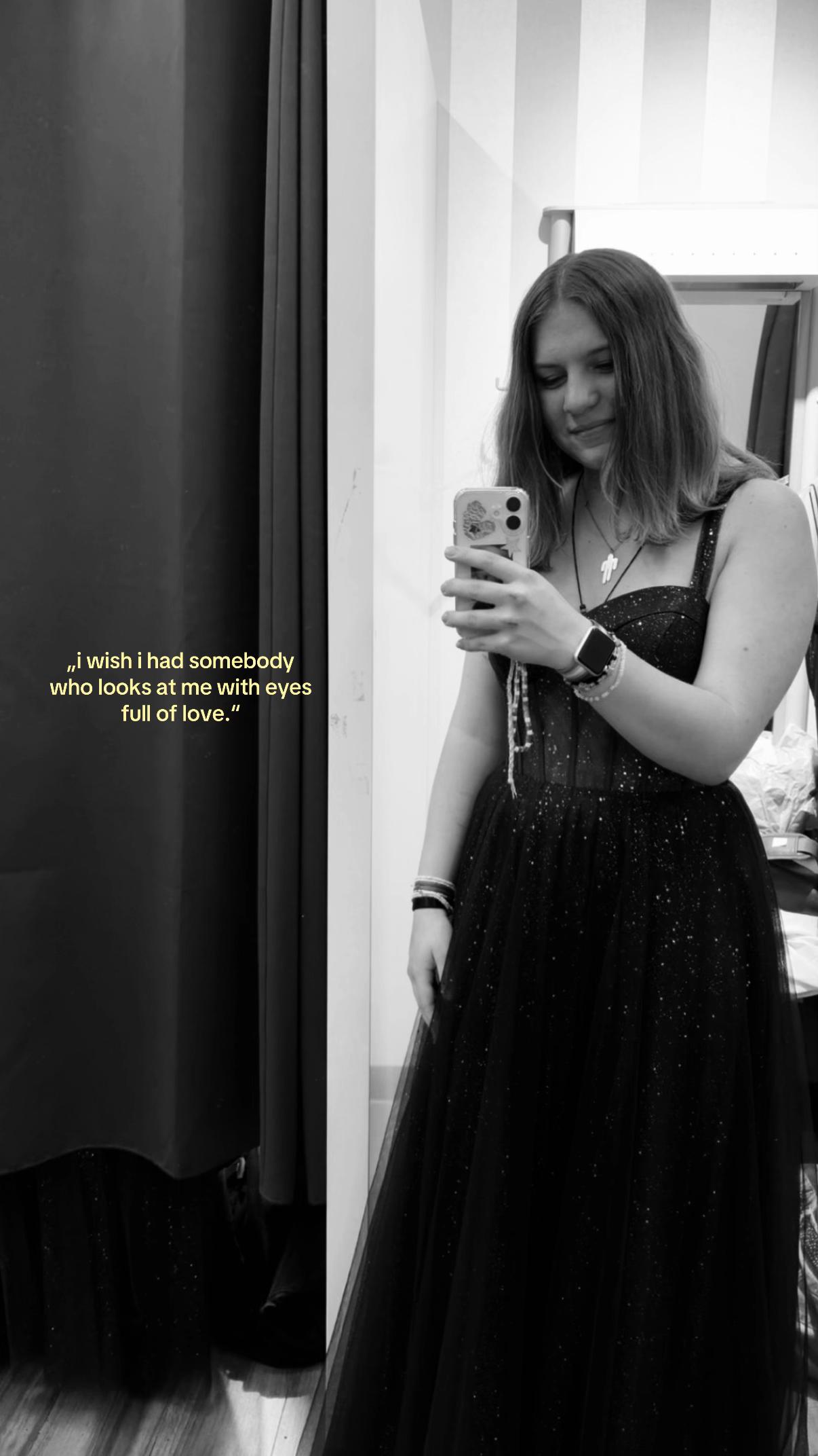 @fifi ⚢ ⭐️ (billie’s version)