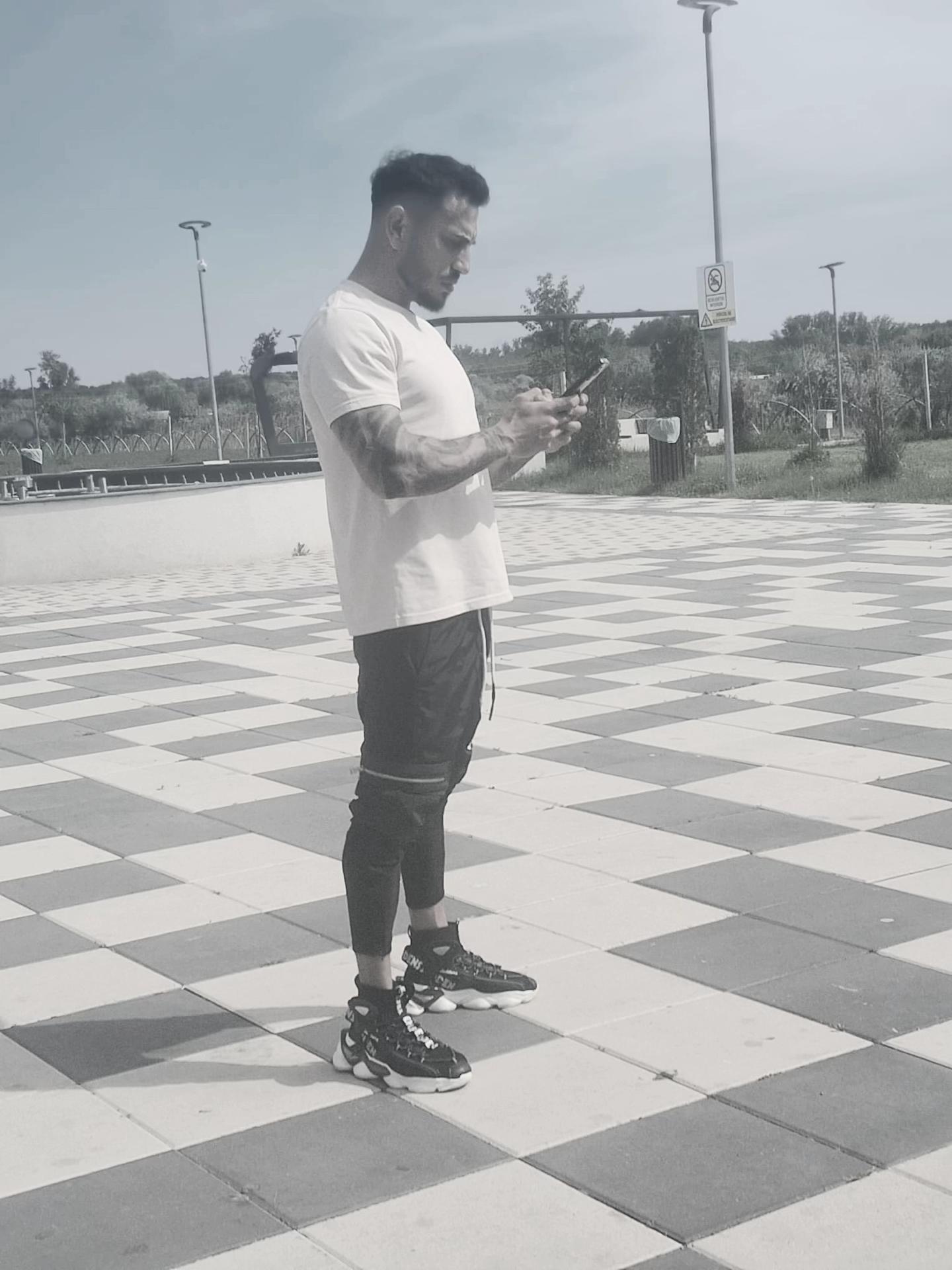 @MădăLin 👑