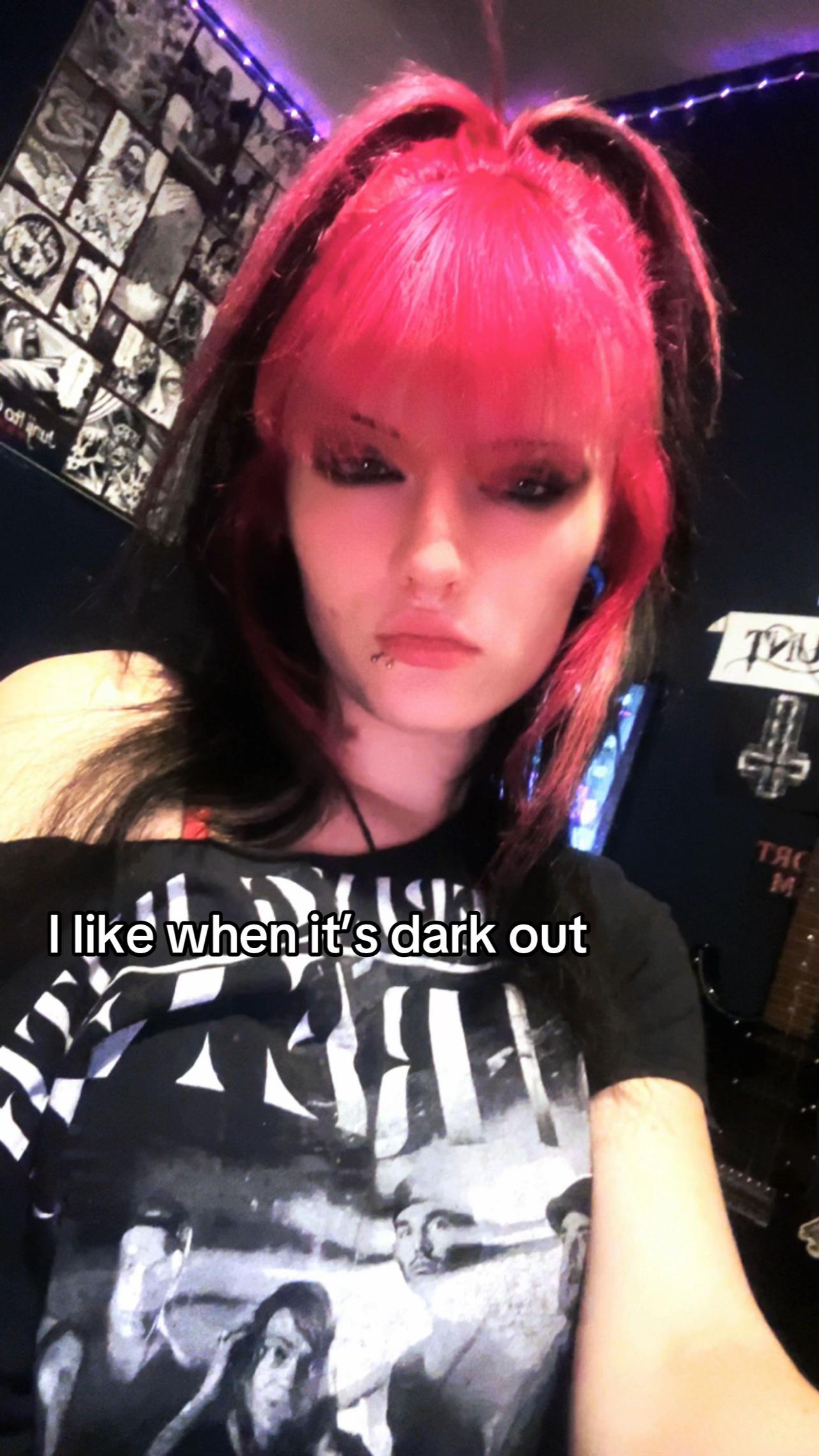 @𝕽𝖊𝖇𝖊𝖑