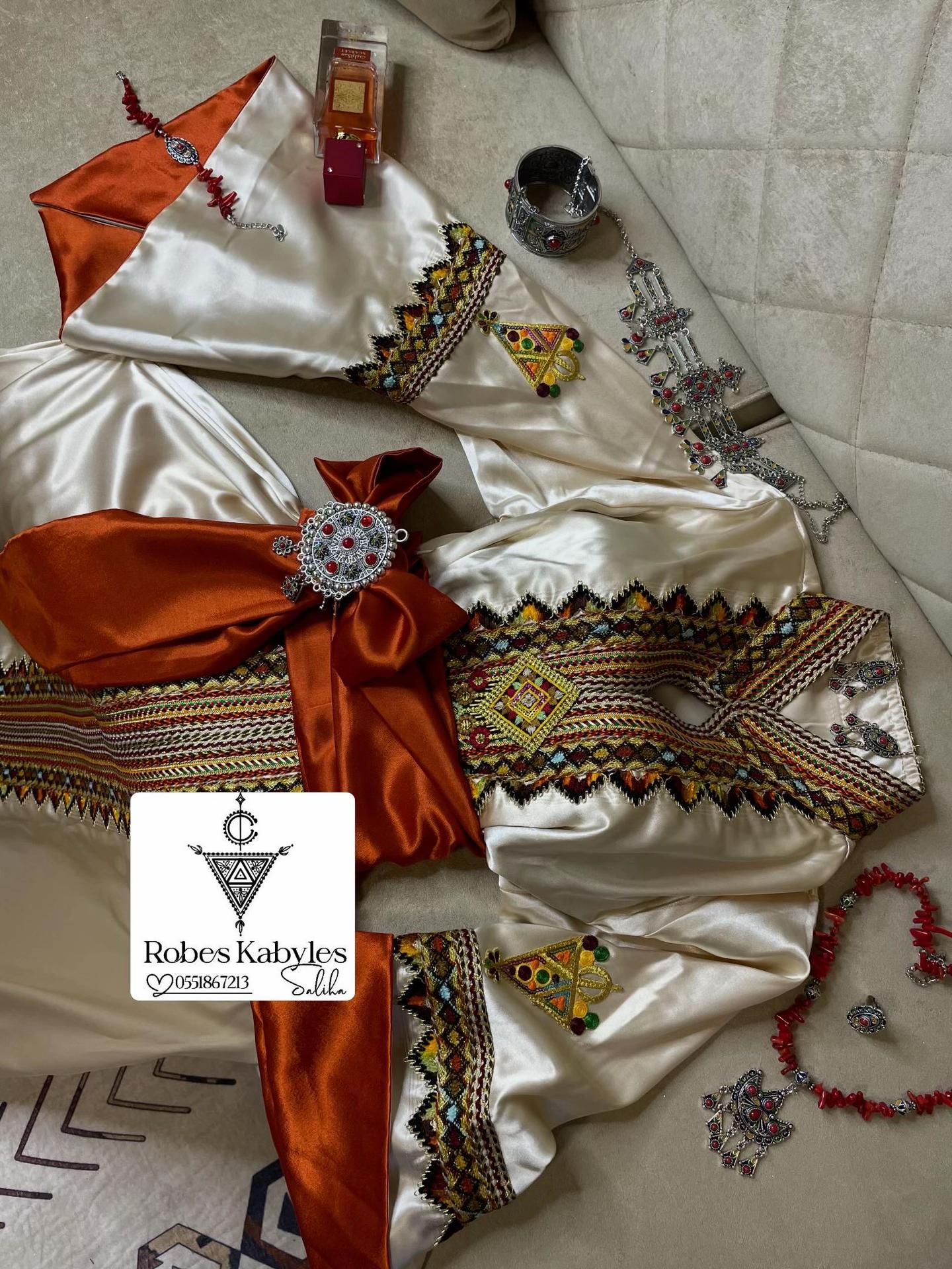 @Robes_Kabyles_Saliha