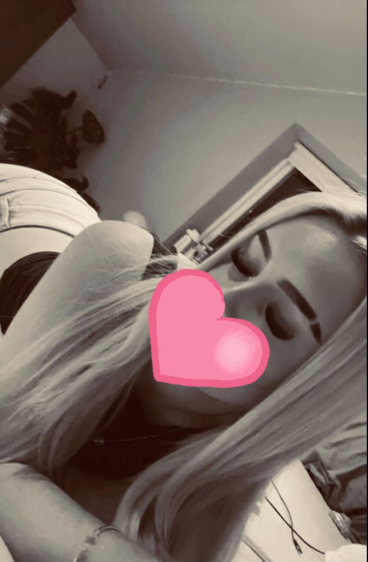 @🌺𝐍𝐢𝐤𝐤𝐢🌺