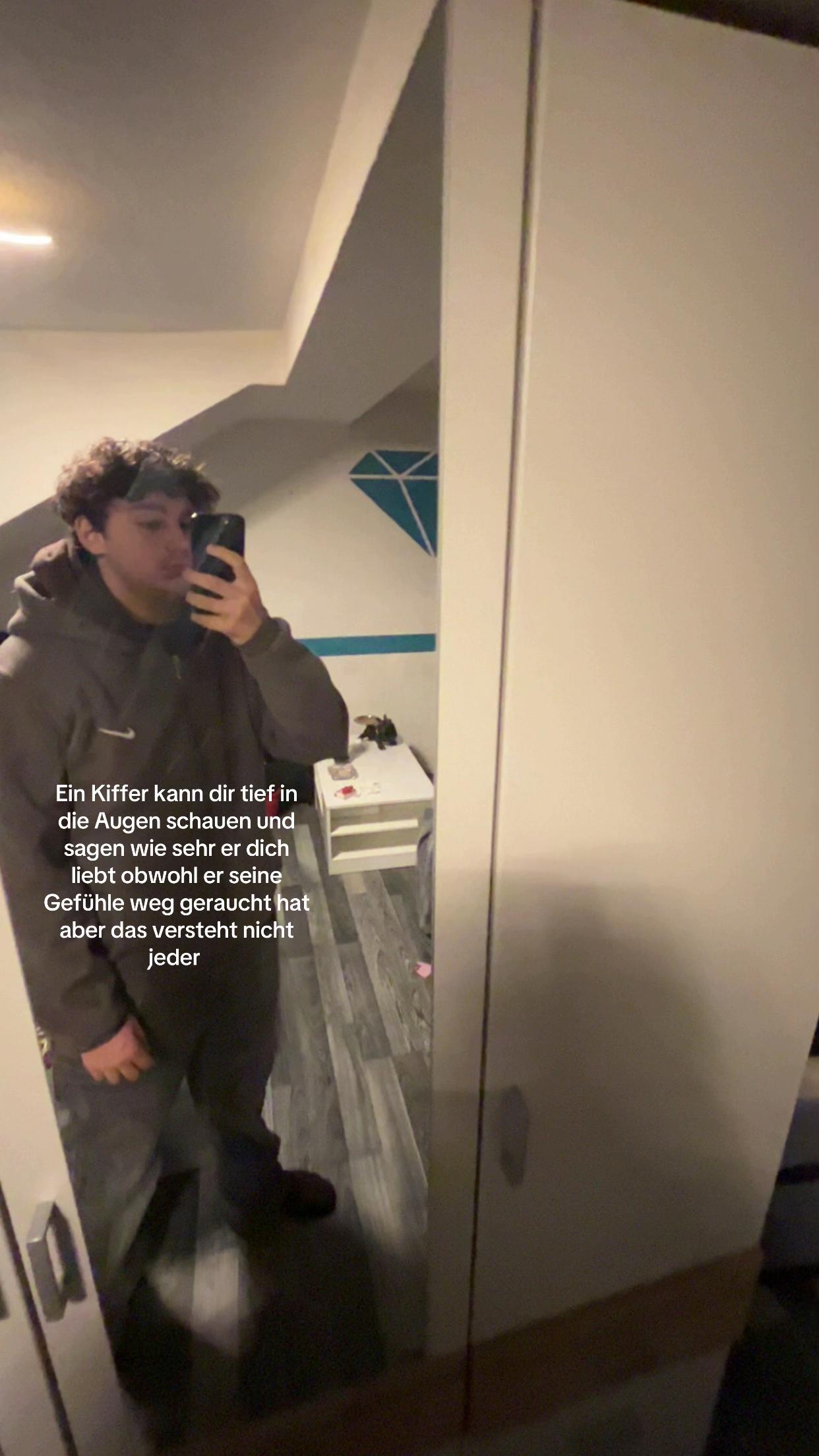 @noel.nwb1