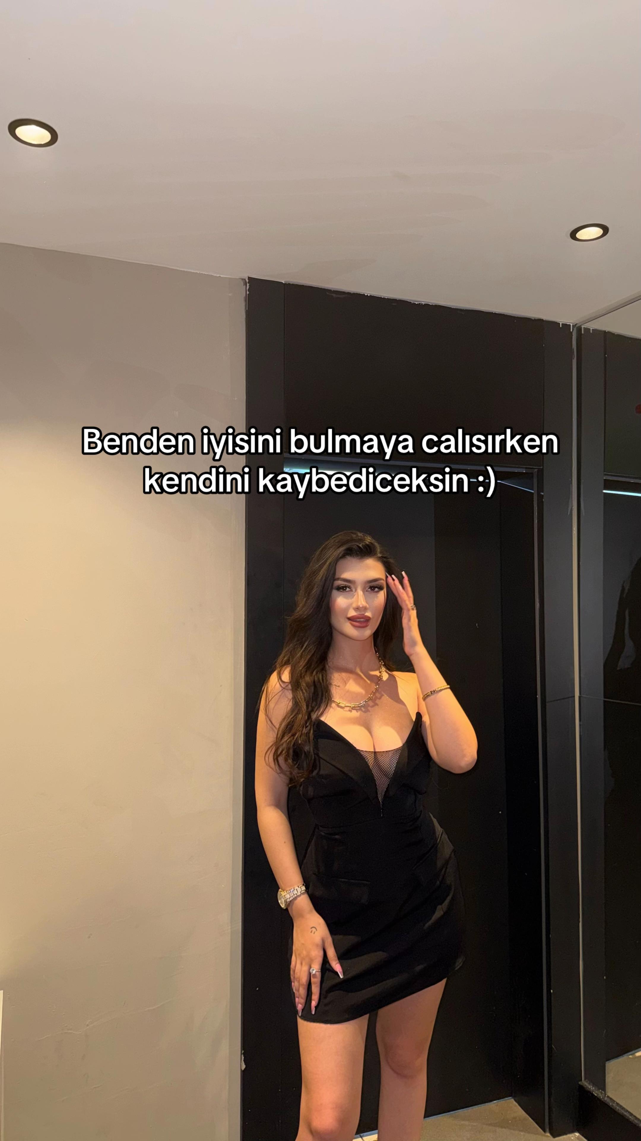 @ronika_veronikaa