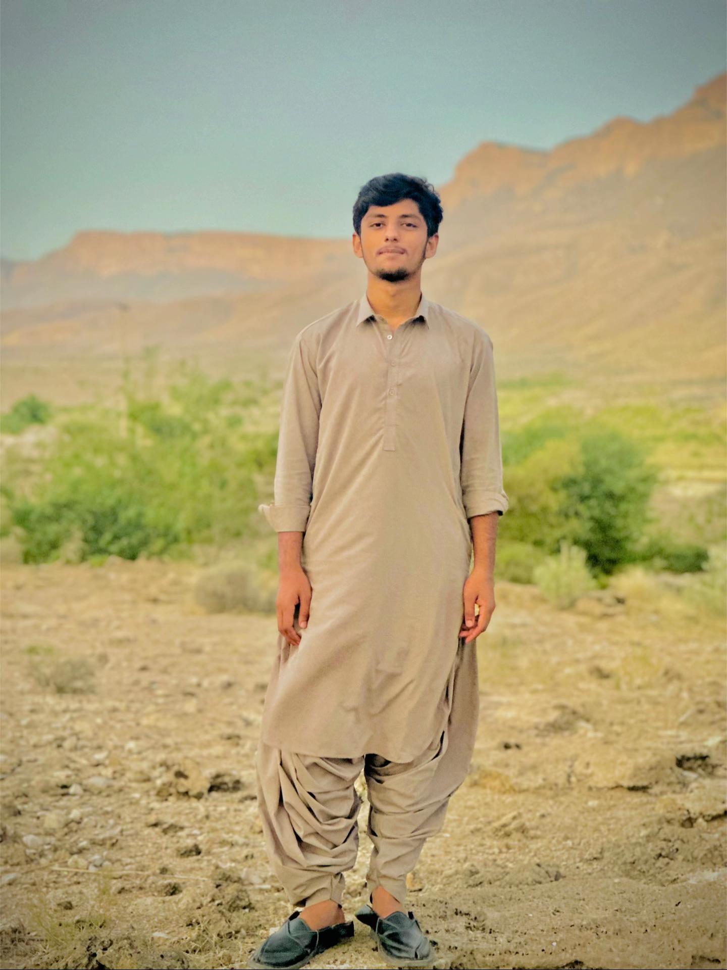 @(Haseeb)👻