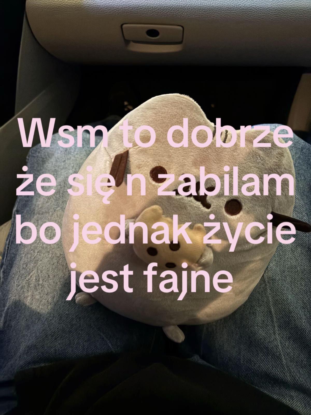 @🧁