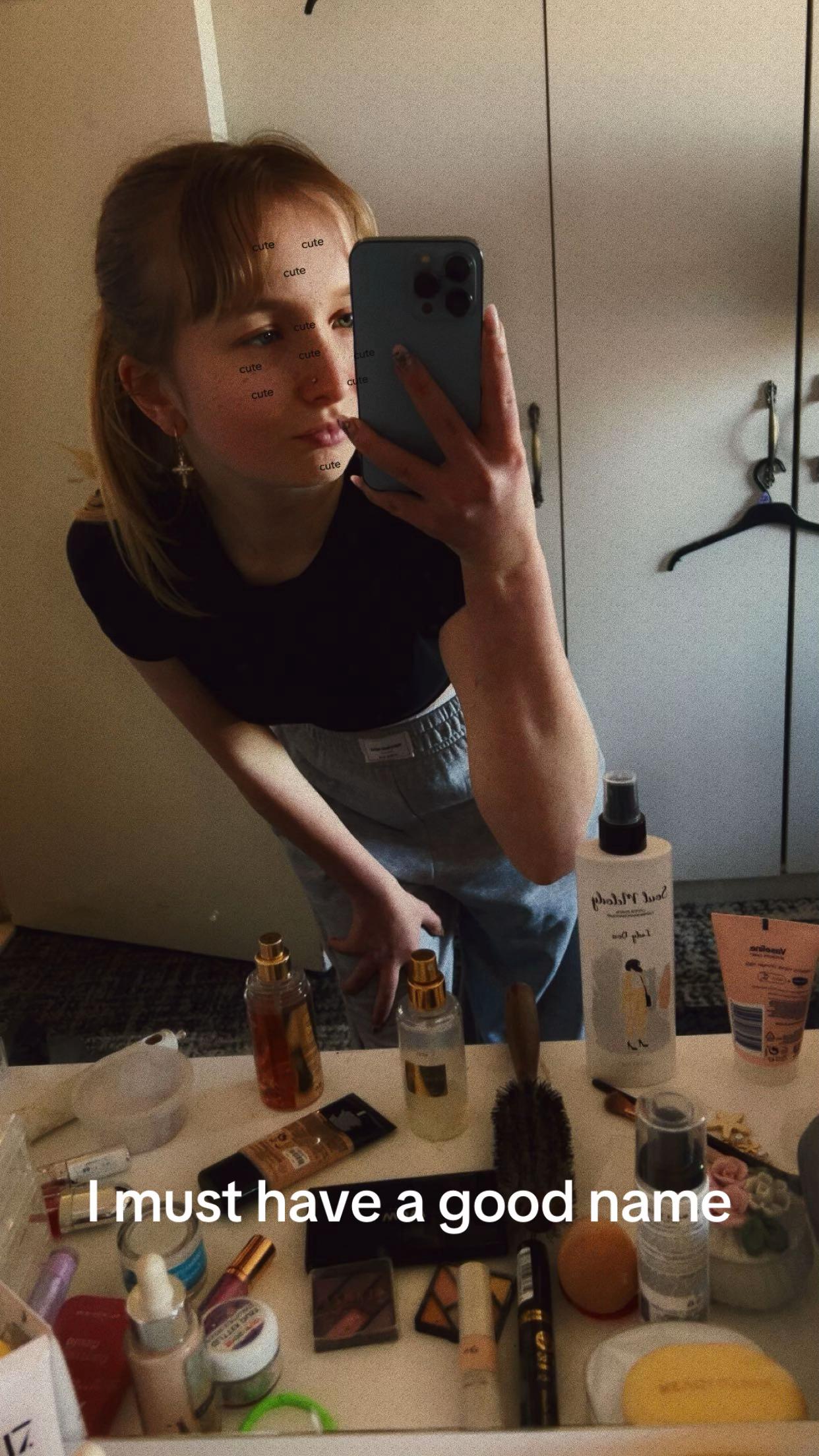 @Ana