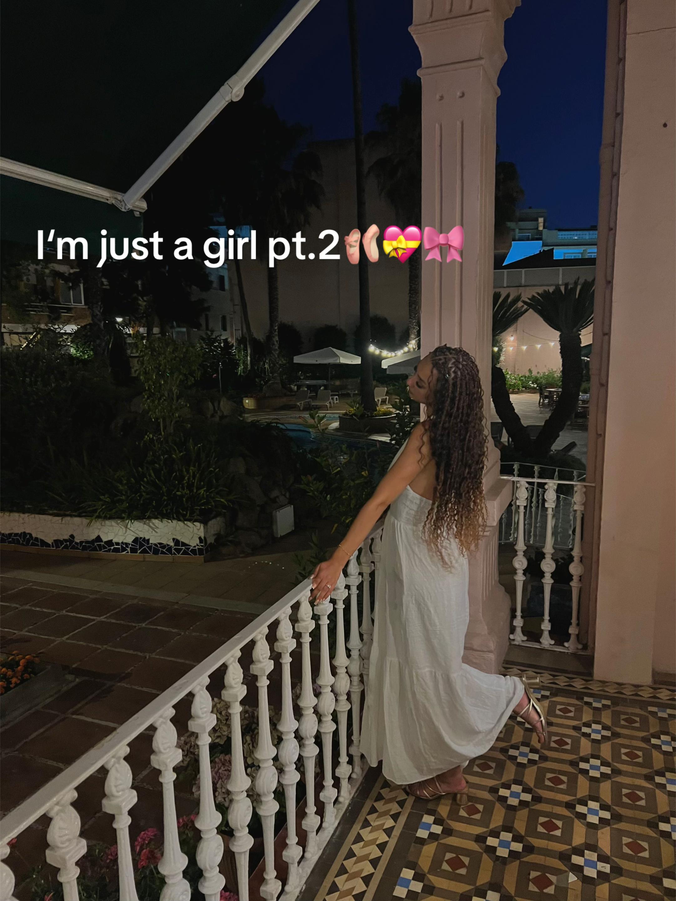 @C𐙚