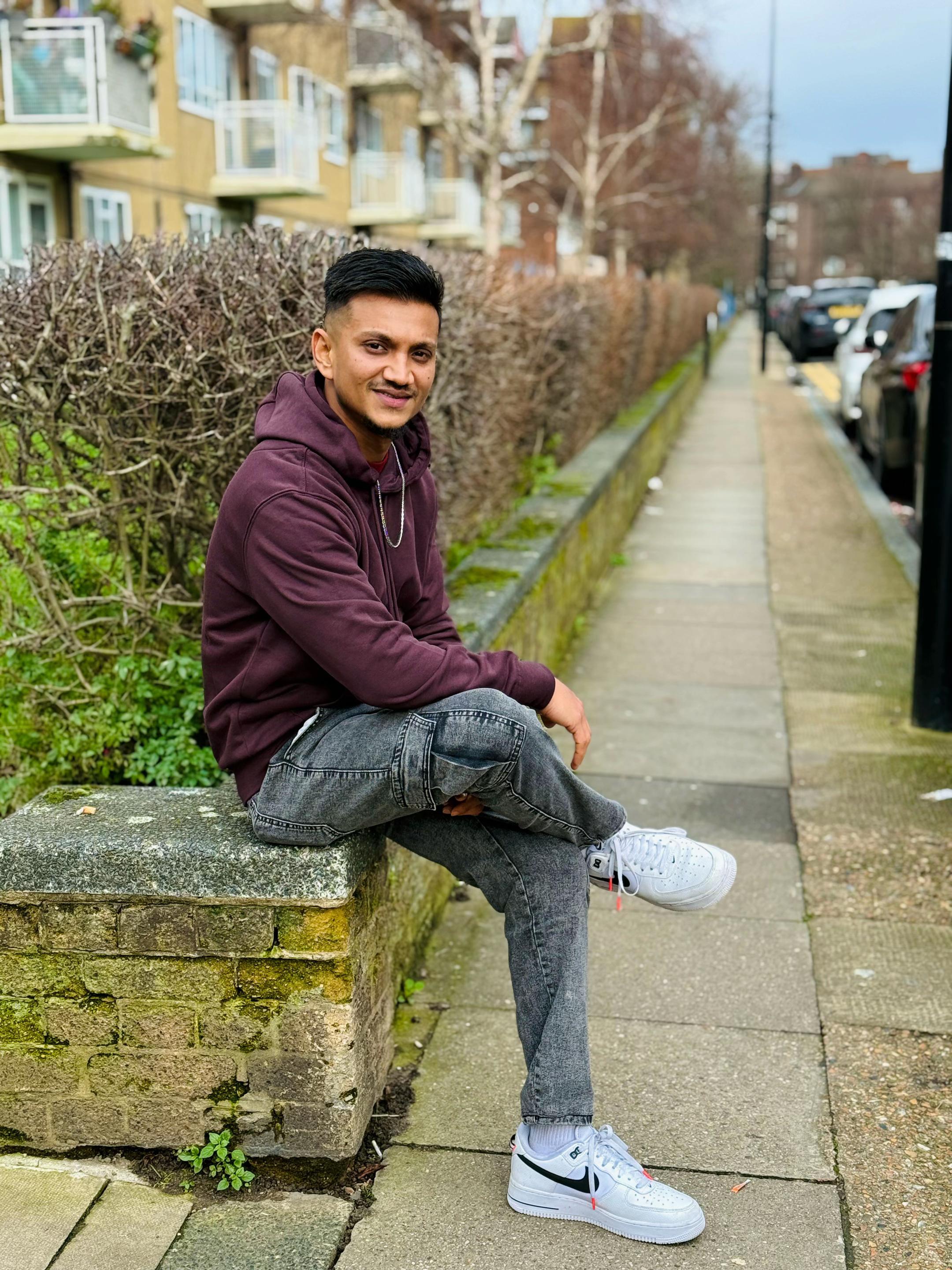 @𝗥𝗔 𝗠𝗔𝗠𝗨𝗡 🇬🇧