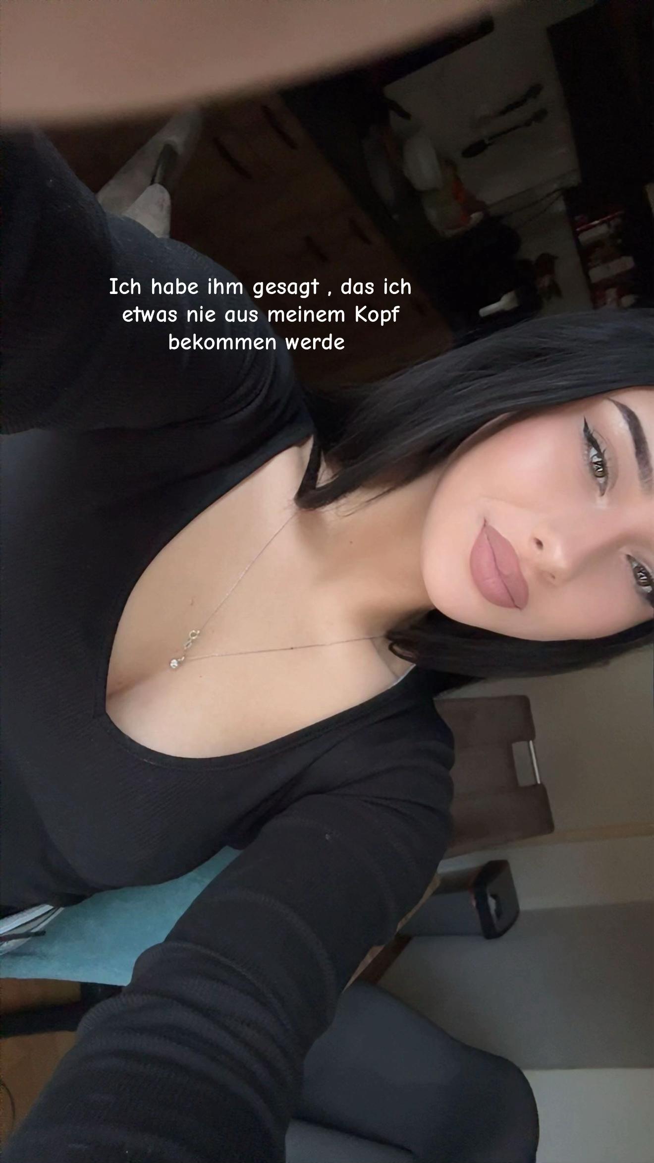@Lena🌟