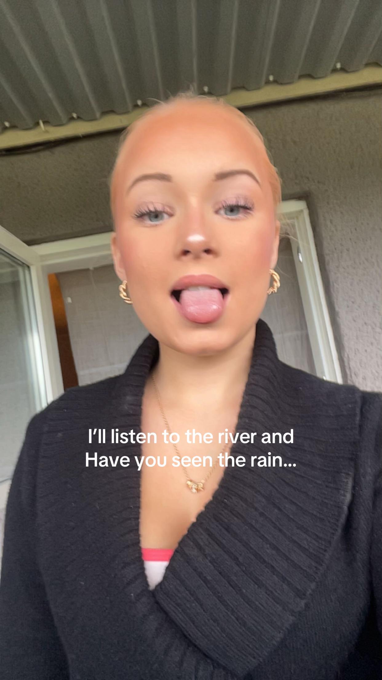 @Felicia