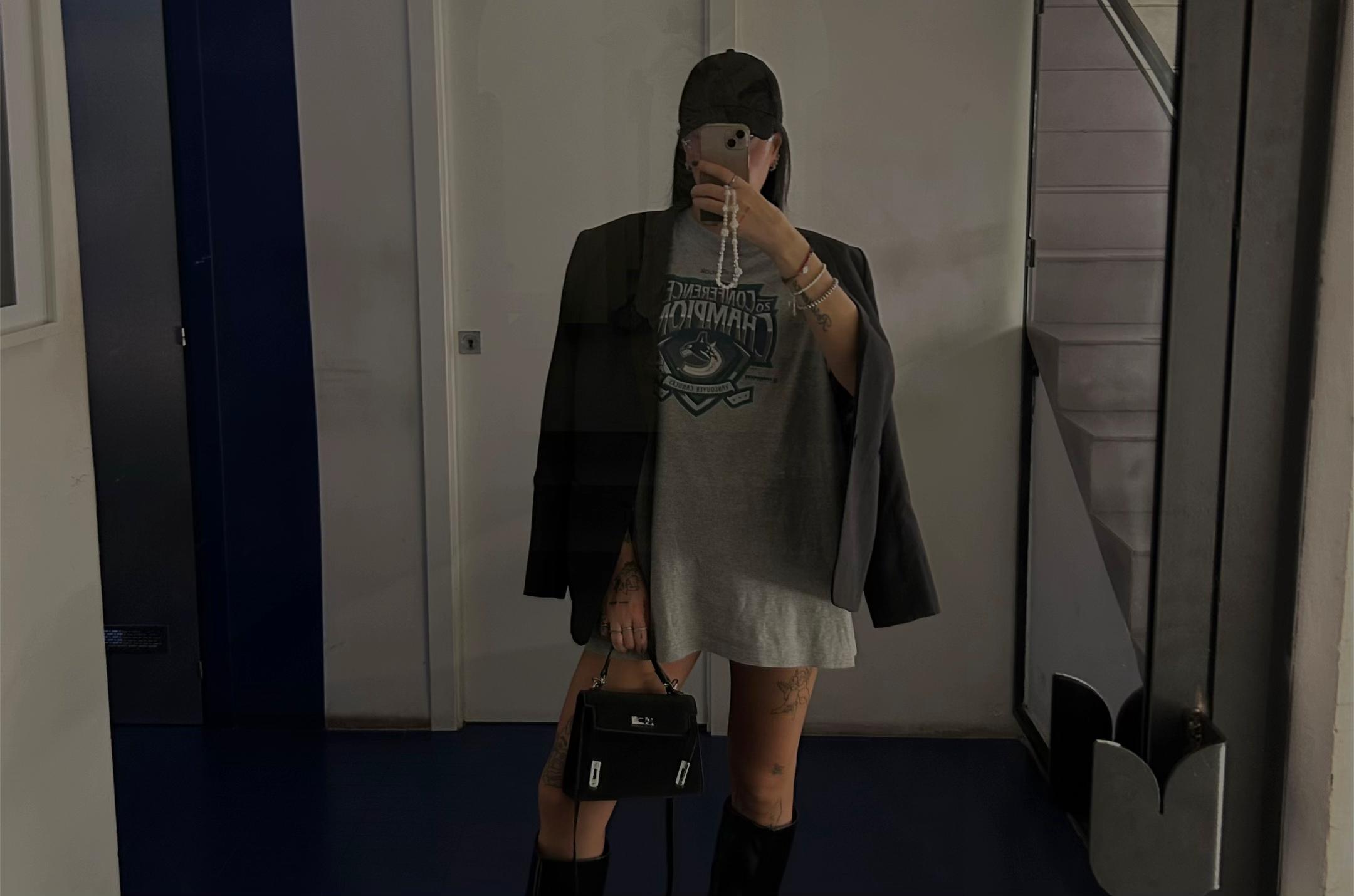 @L.