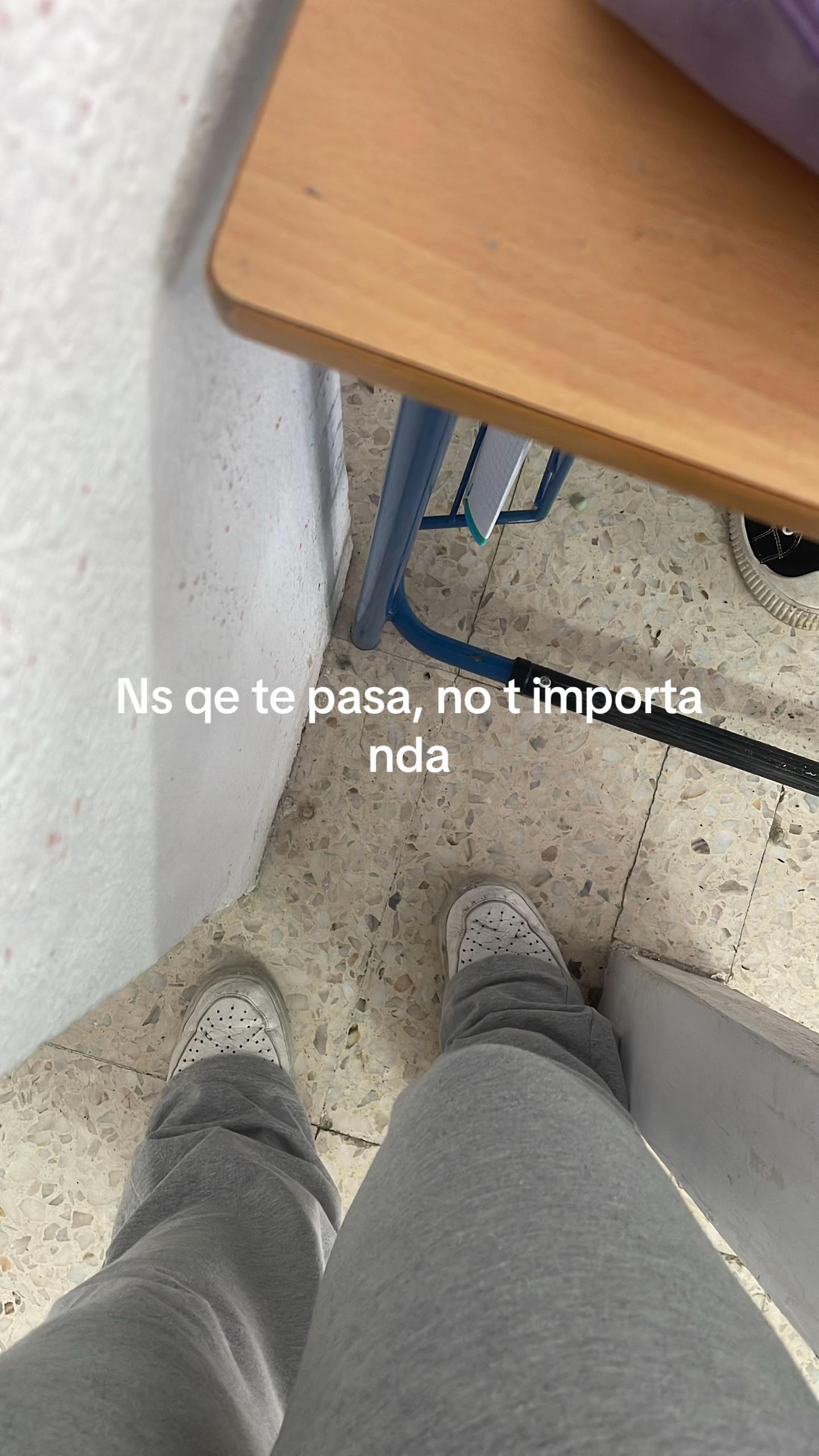 @…