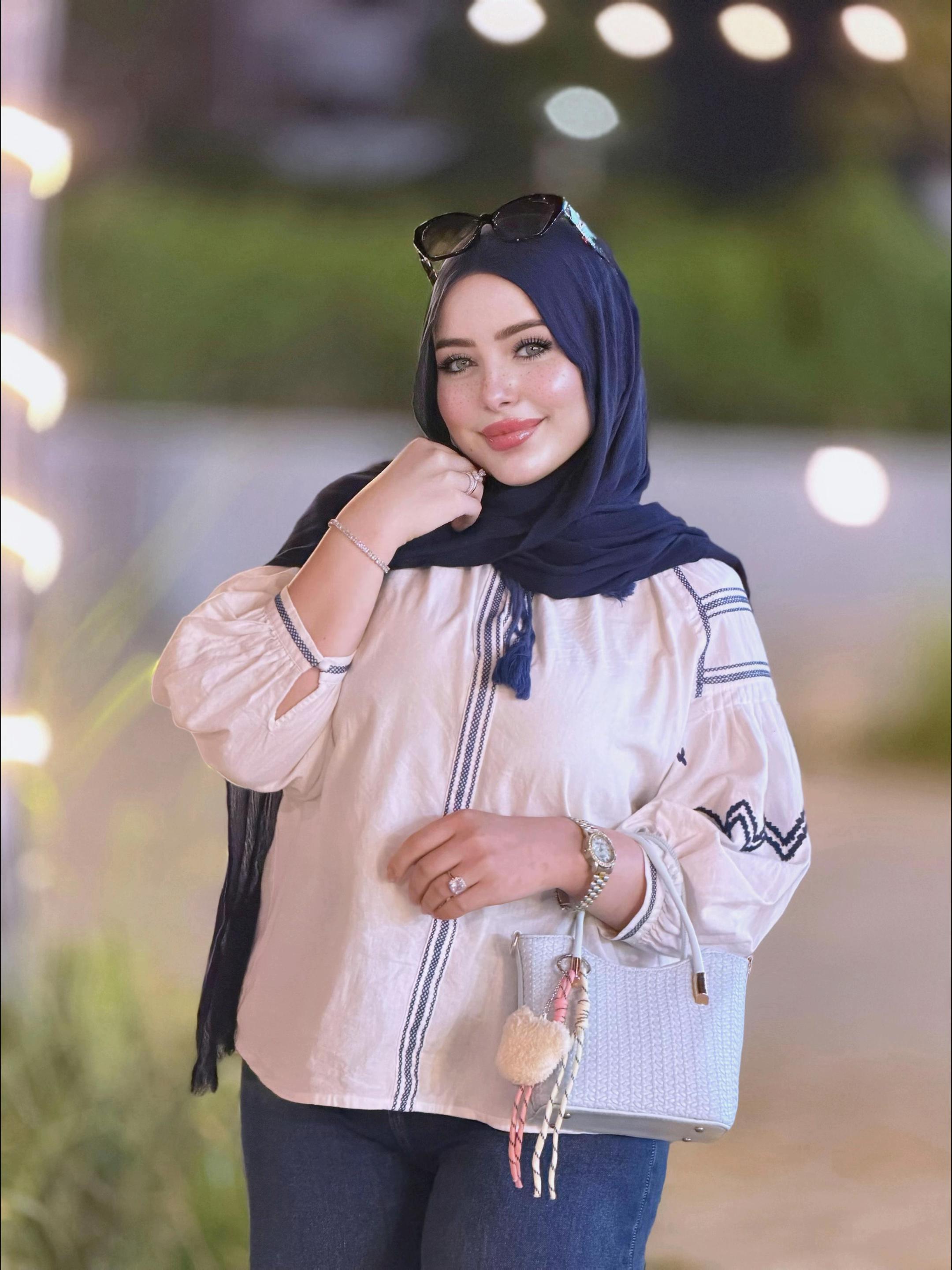 @nahlaelzayat0