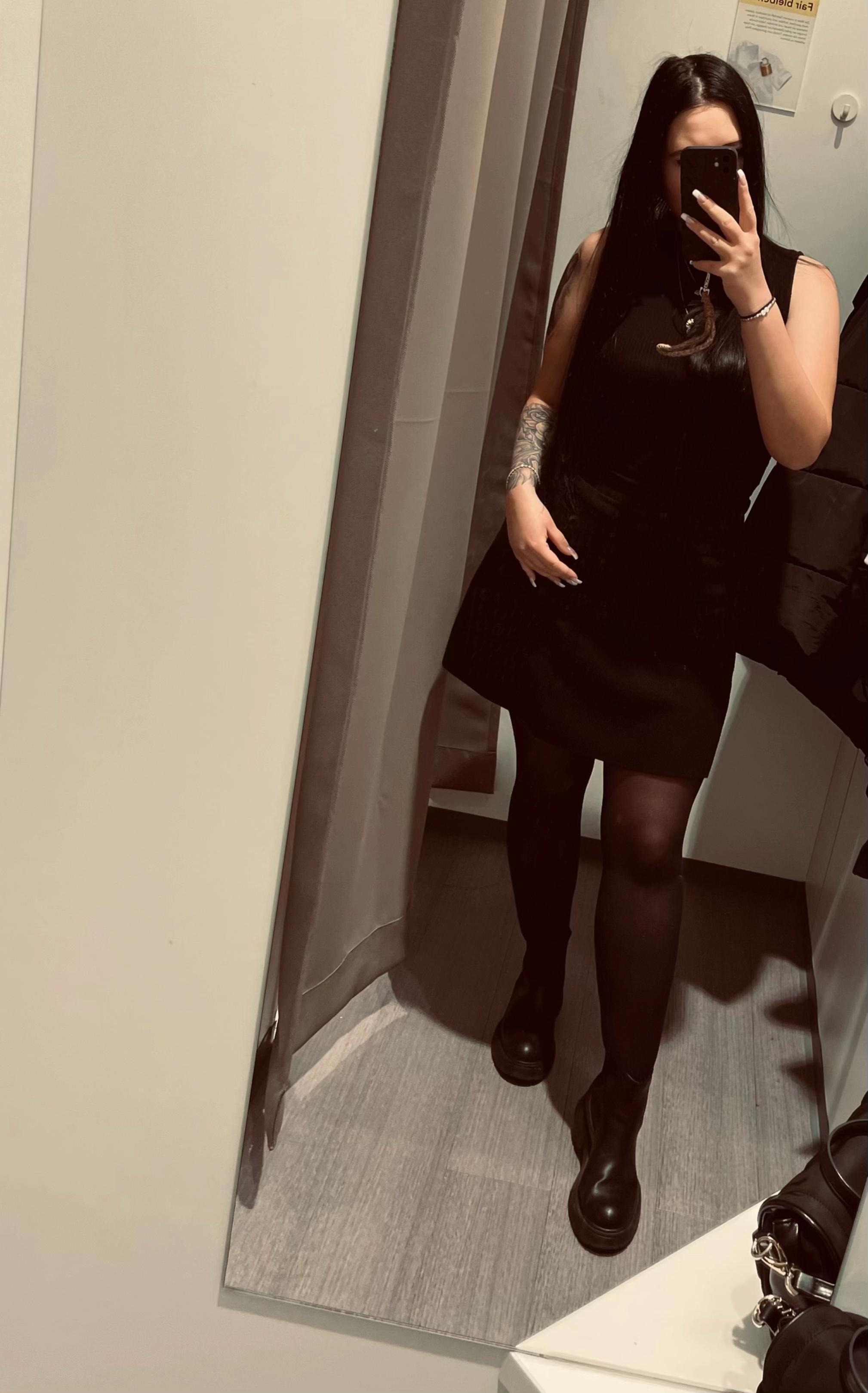 @❥𝓛𝓪𝓾𝓻𝓪