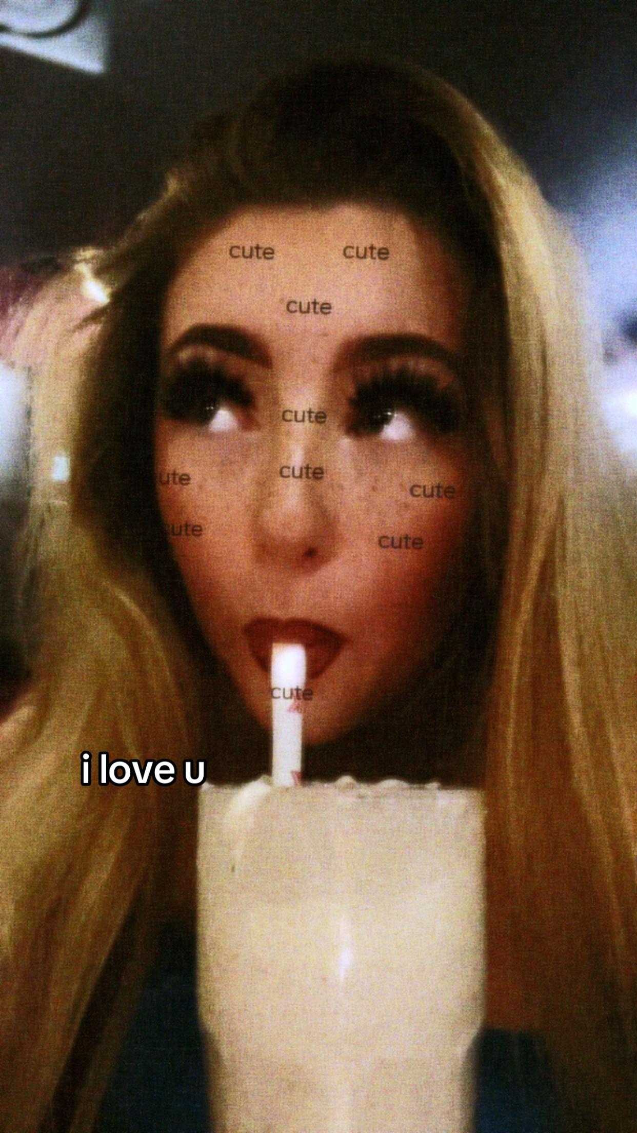 @alexis💁🏼&zwj;♀️
