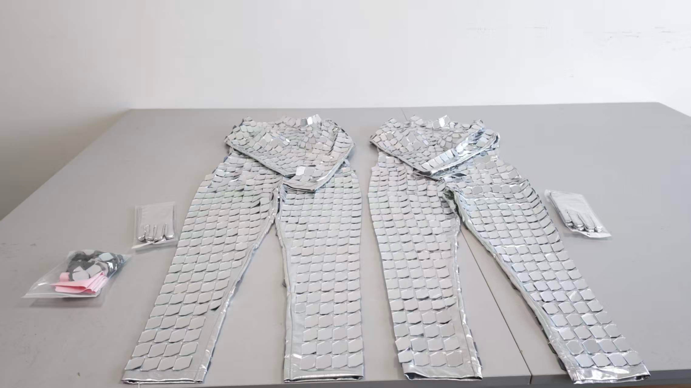 @vsledmirrorcostumes