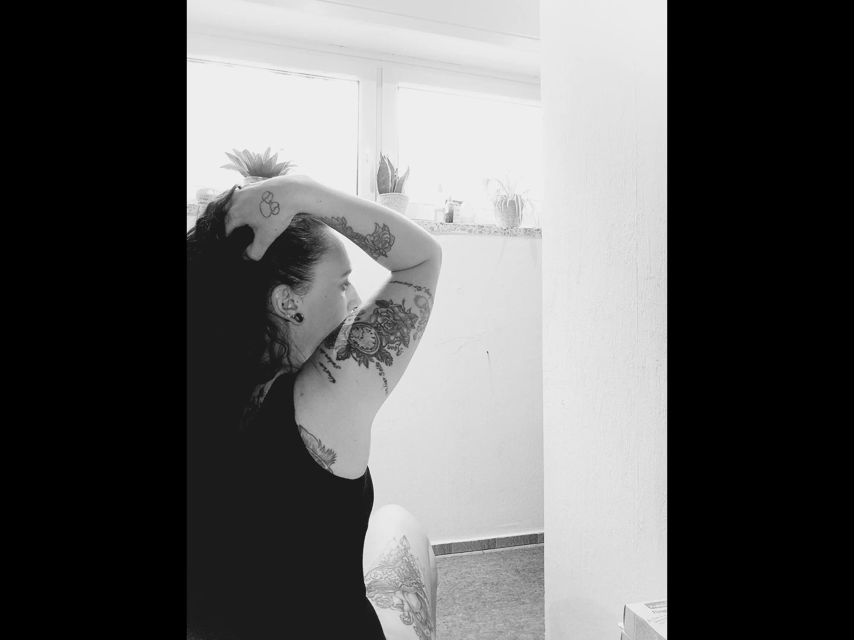 @aanki.