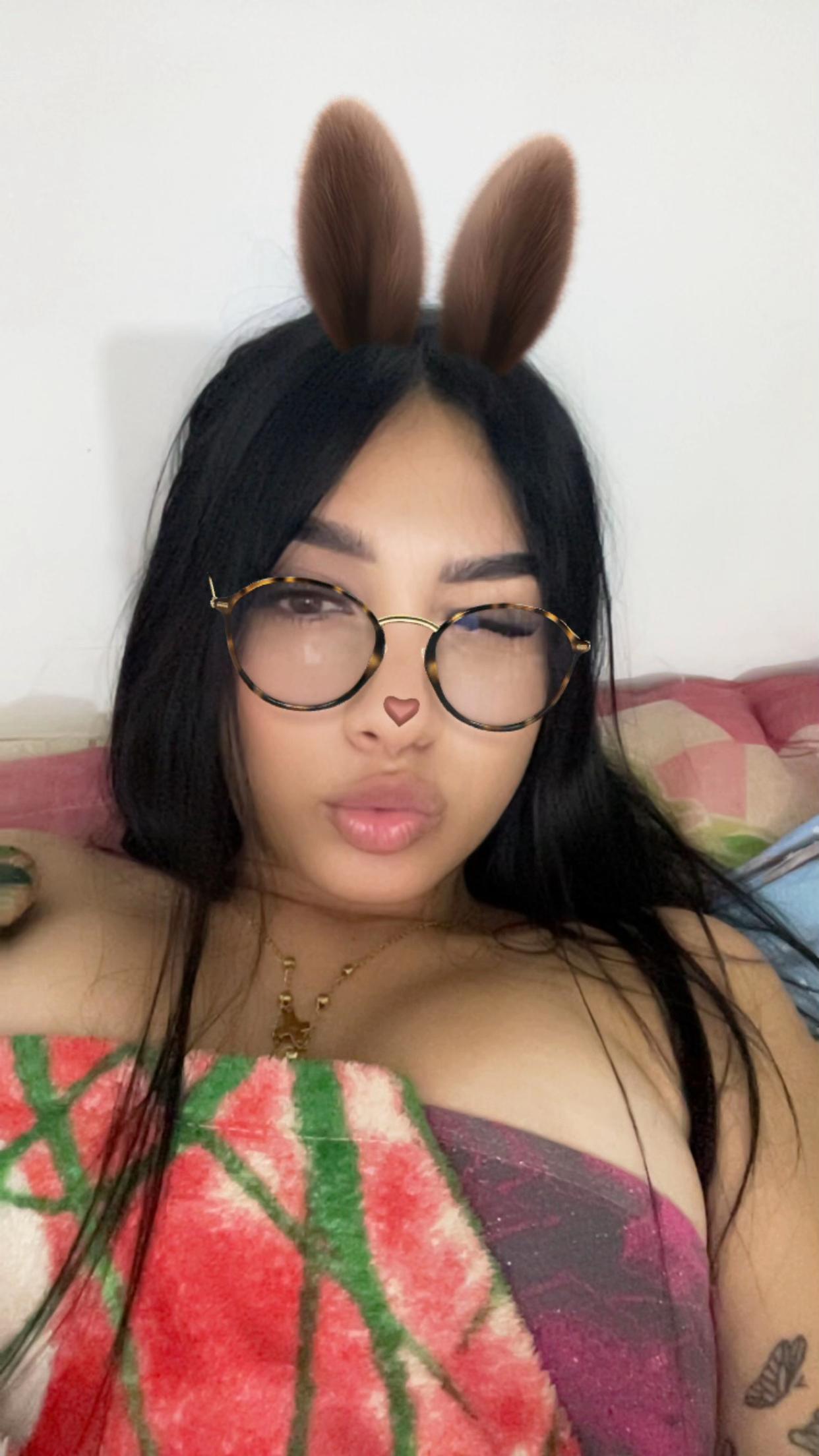 @👩🏻