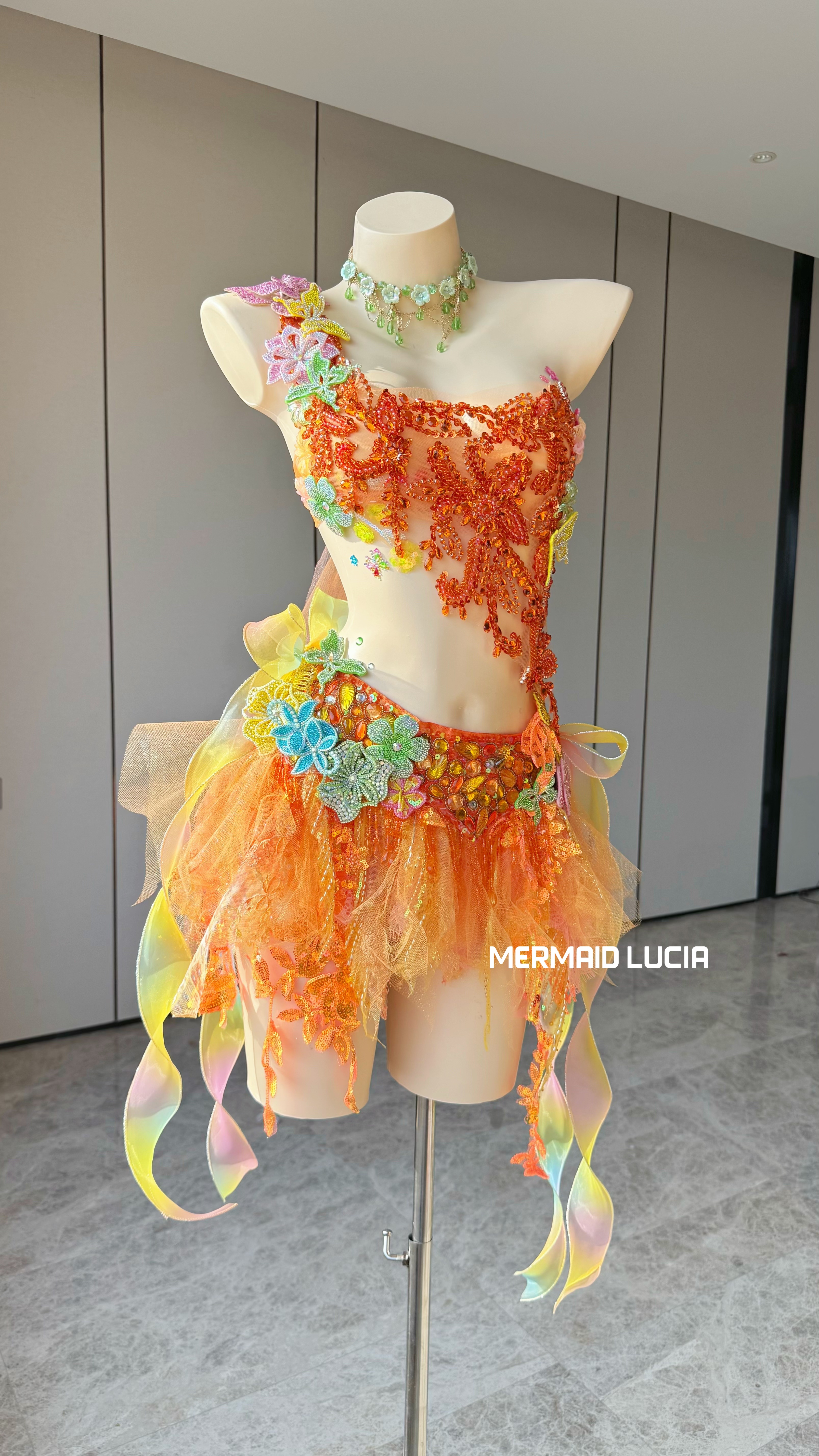 @Mermaid Lucia 🧜&zwj;♀️