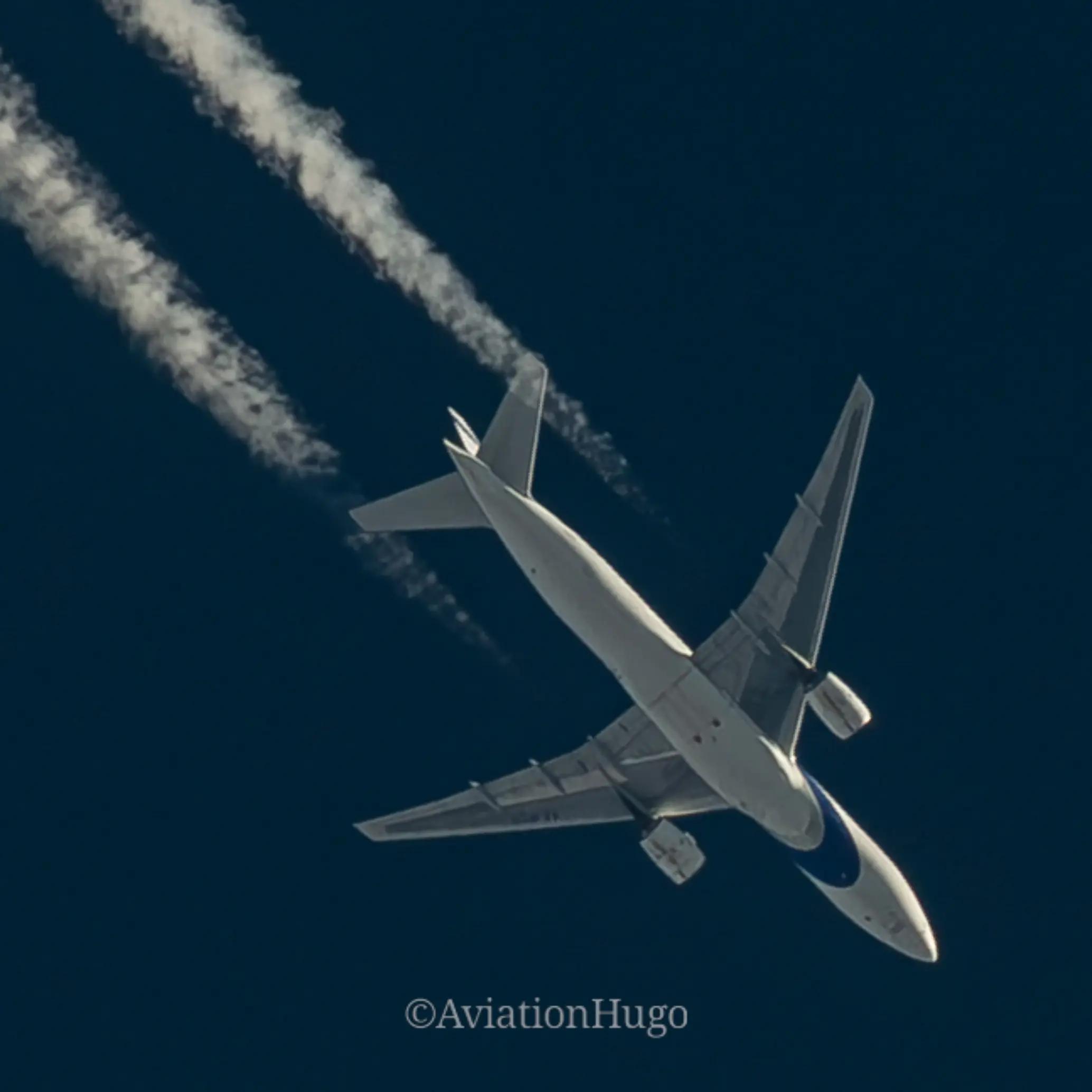@AviationHugo