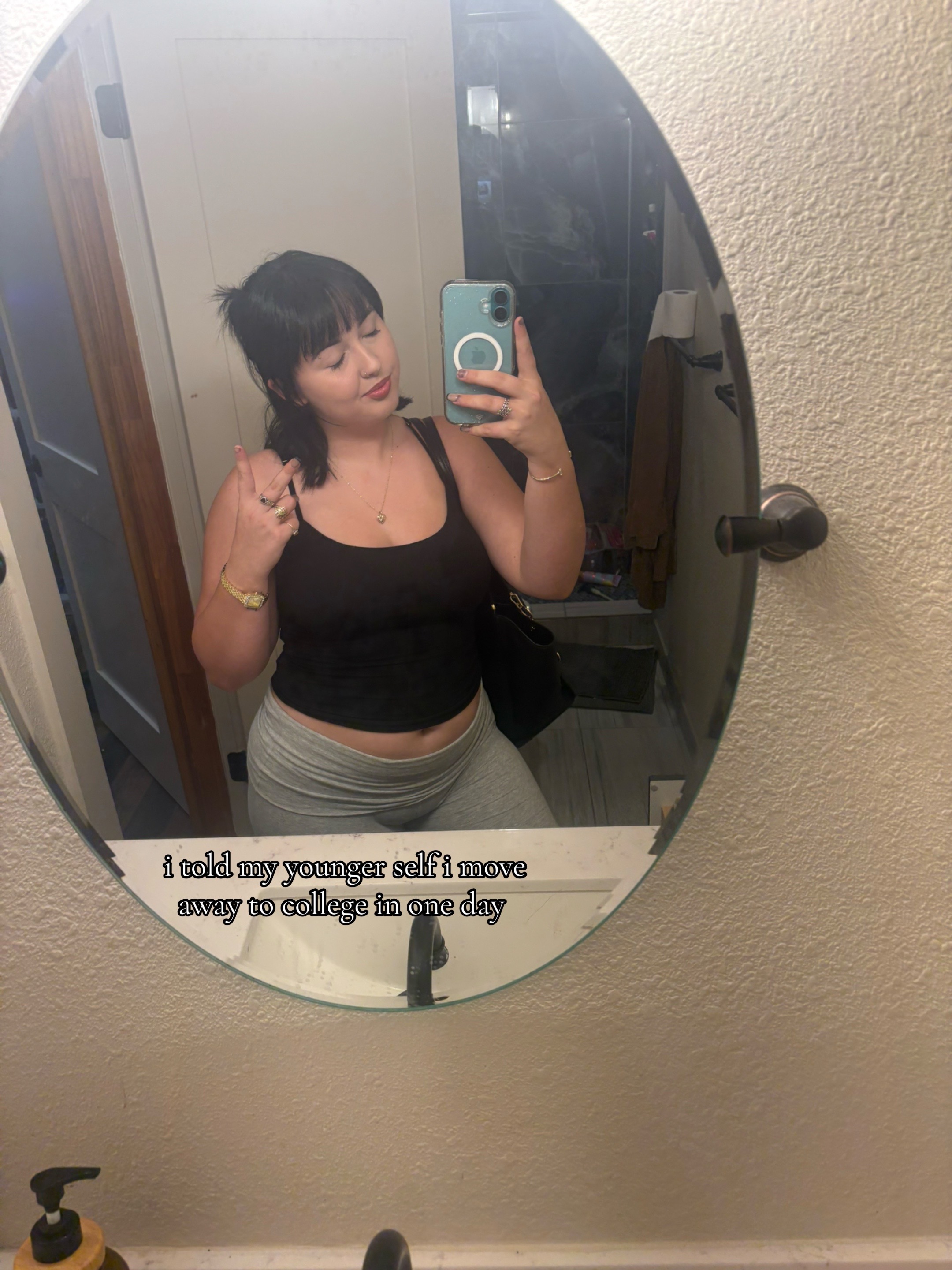 @shayla_dow