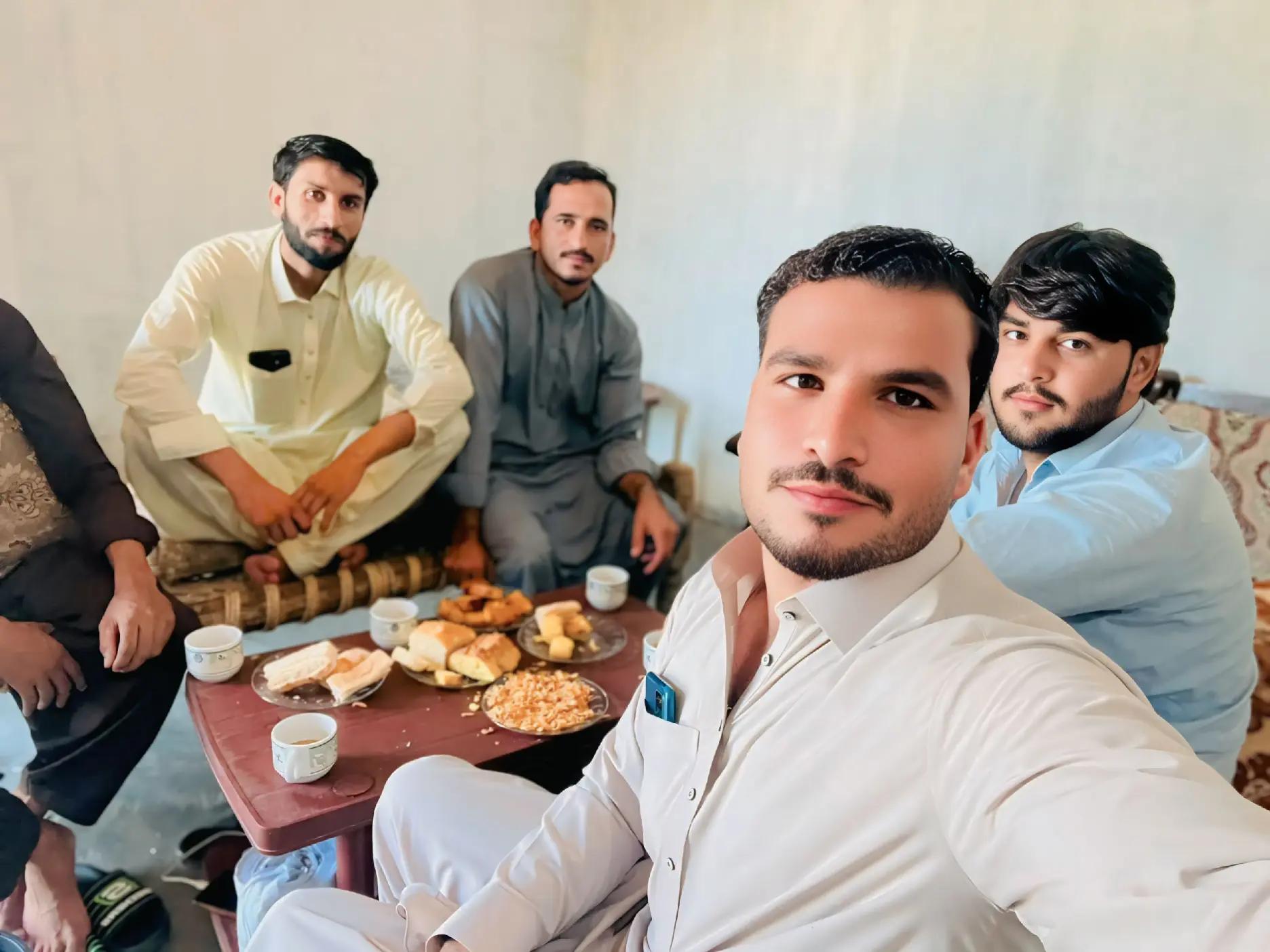 @BASIT KHAN SHENWARY 👑