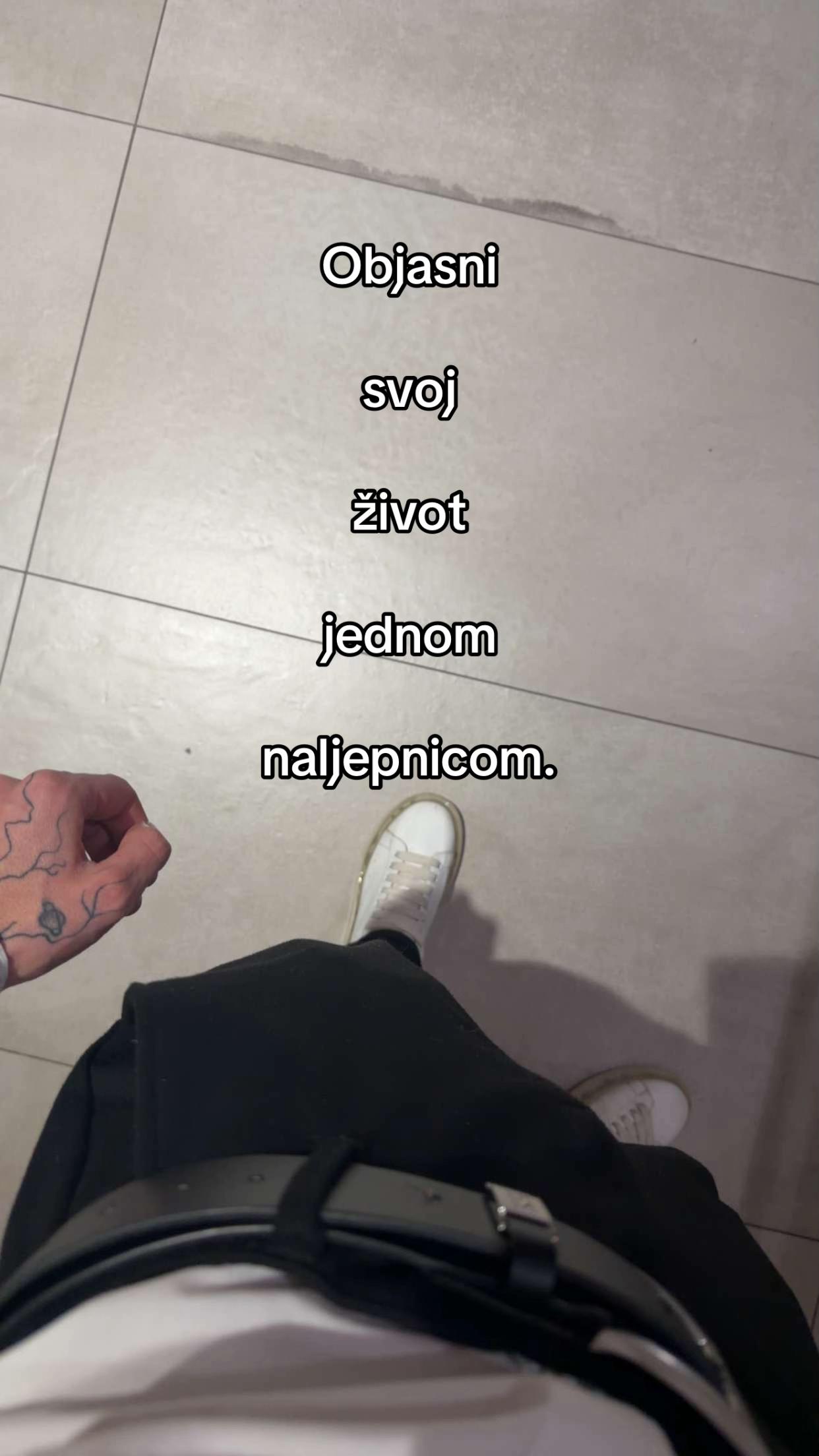 @Moćni