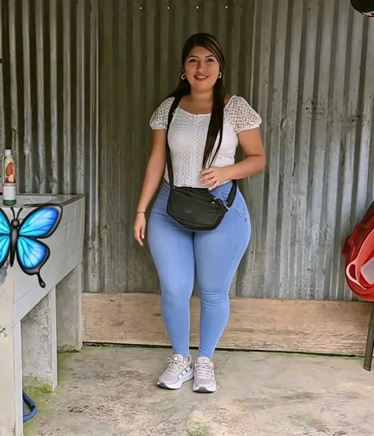@Isabel salvadore&ntilde;a🇸🇻