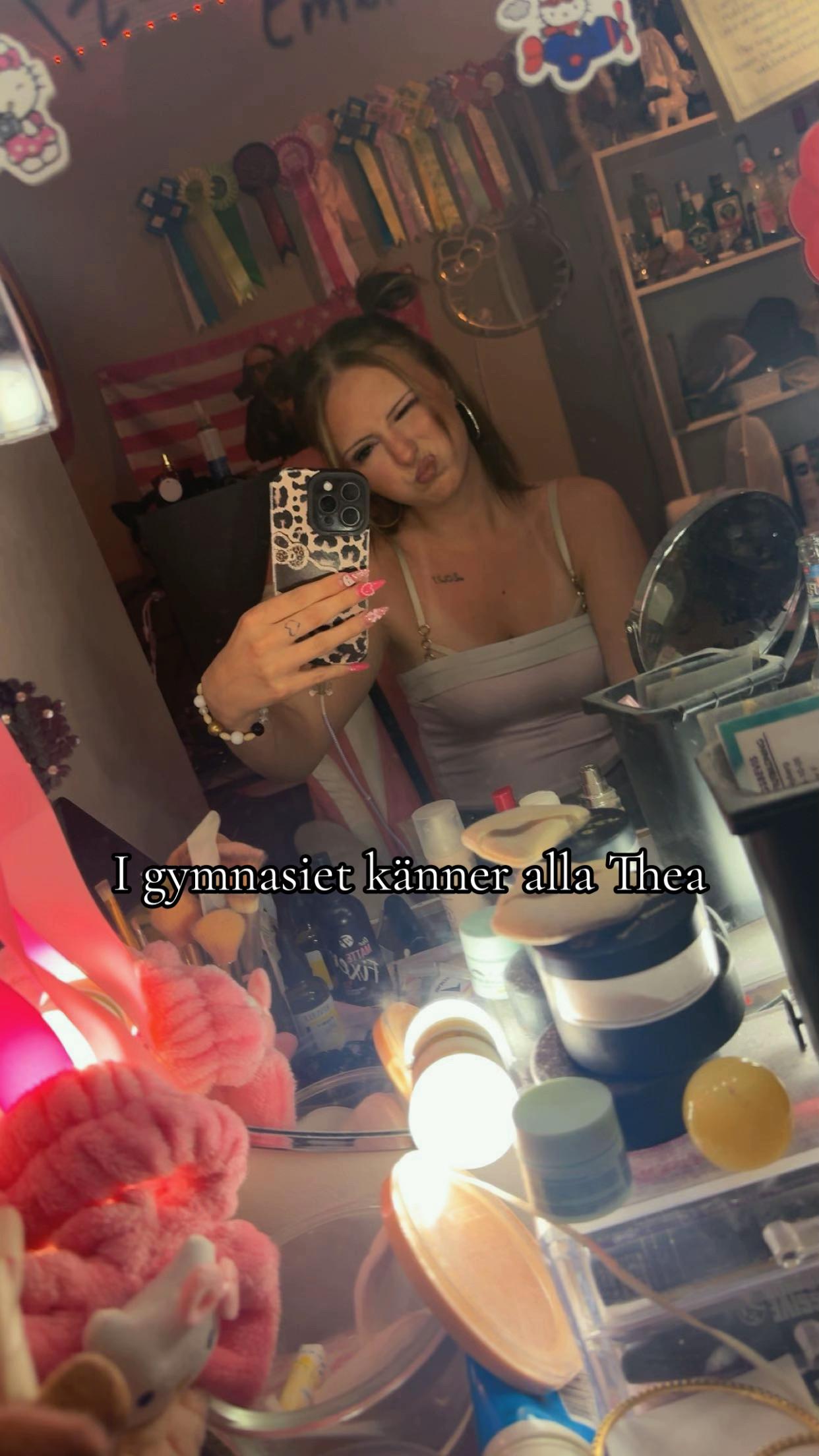 @𝒯𝒽𝑒𝒶 𝒩𝓎𝒷𝑒𝓇𝑔