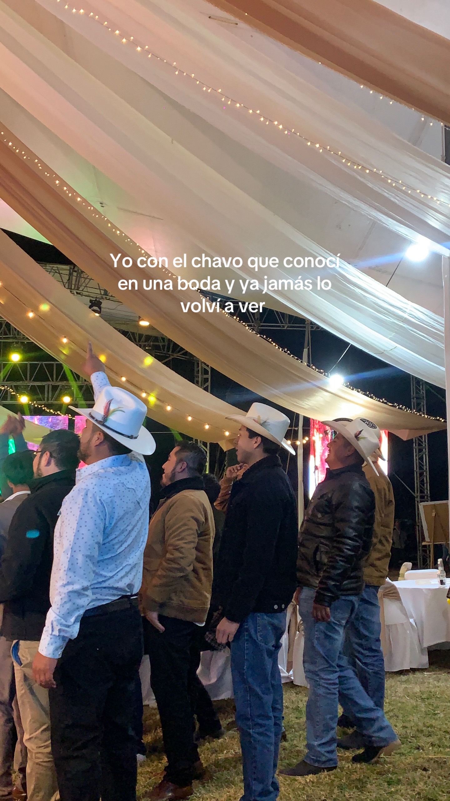 @Lucerito