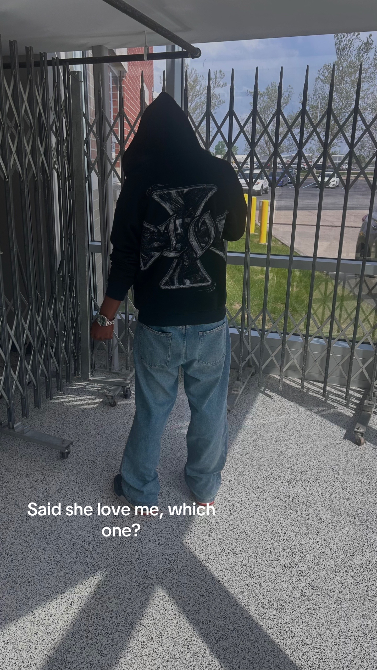 @arxqzm