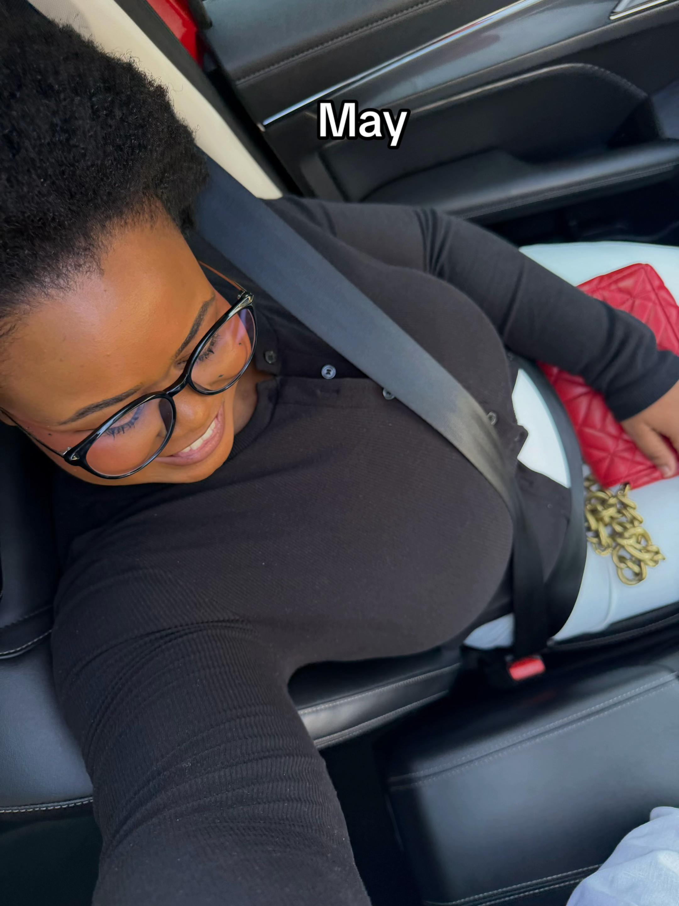 @miss_nolly