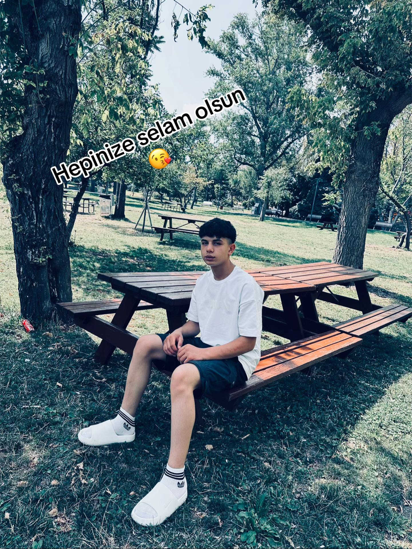 @𝚉𝘢𝓏𝖺