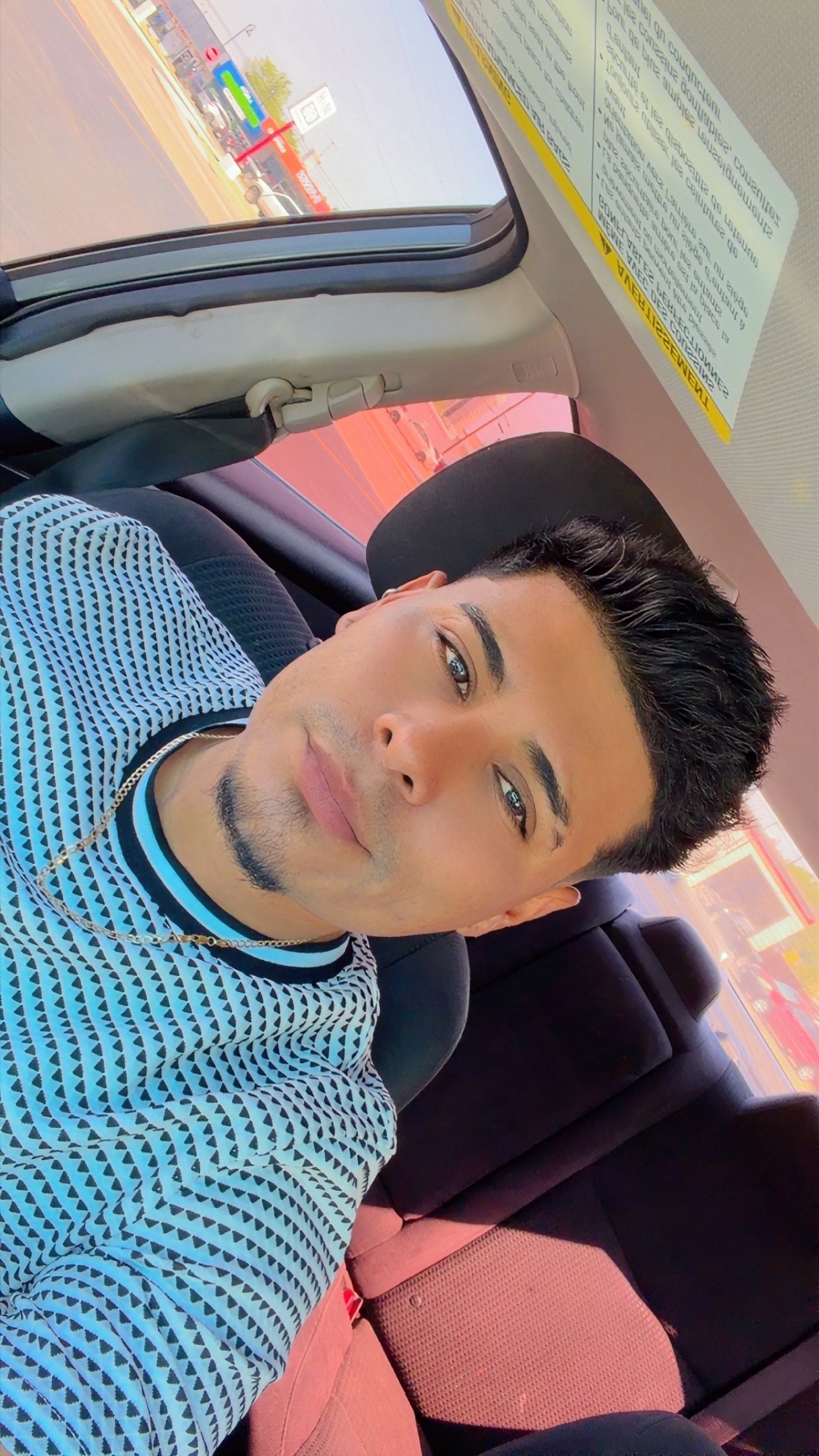 @Bayson_🥀🐥