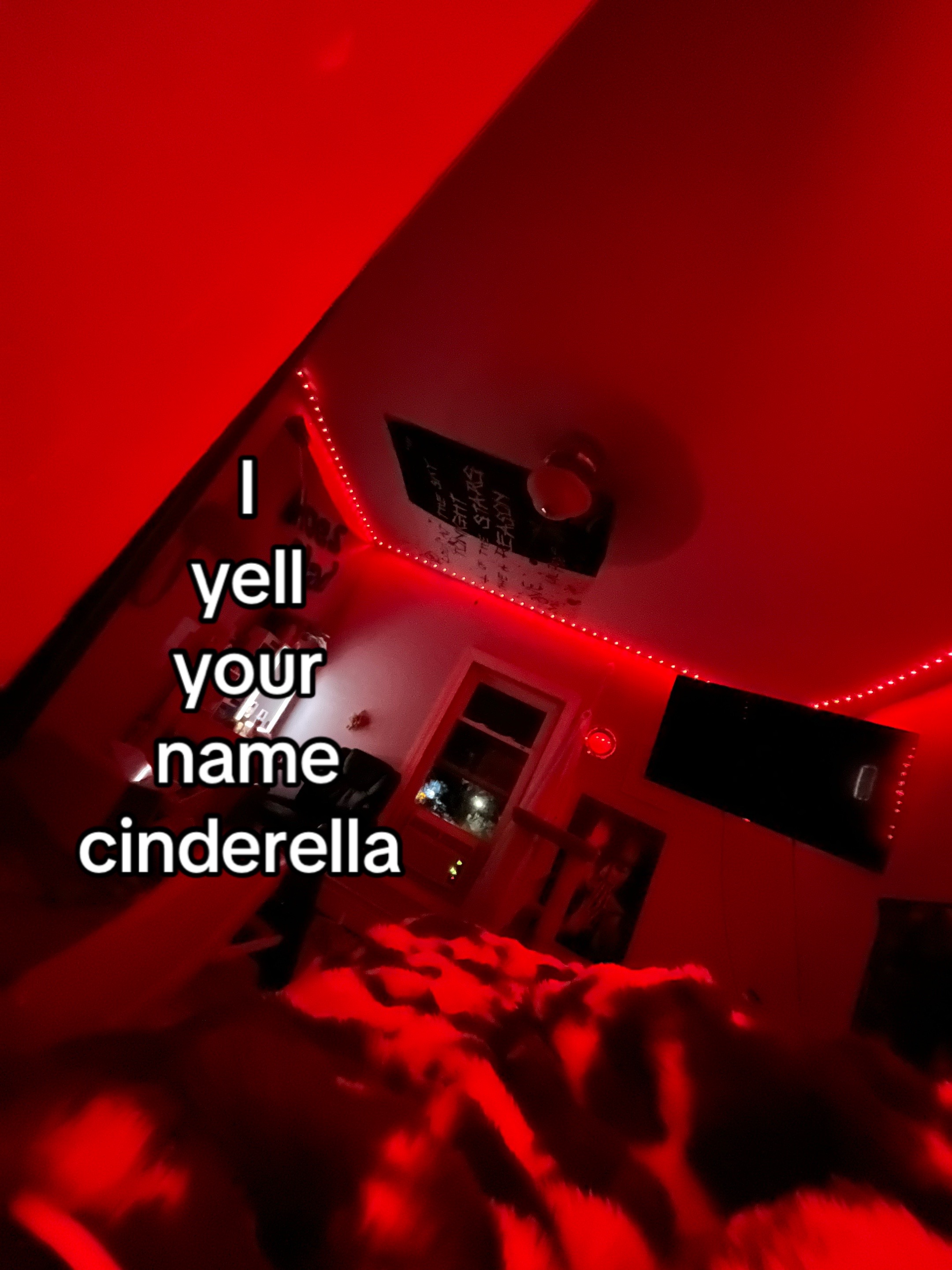 @??