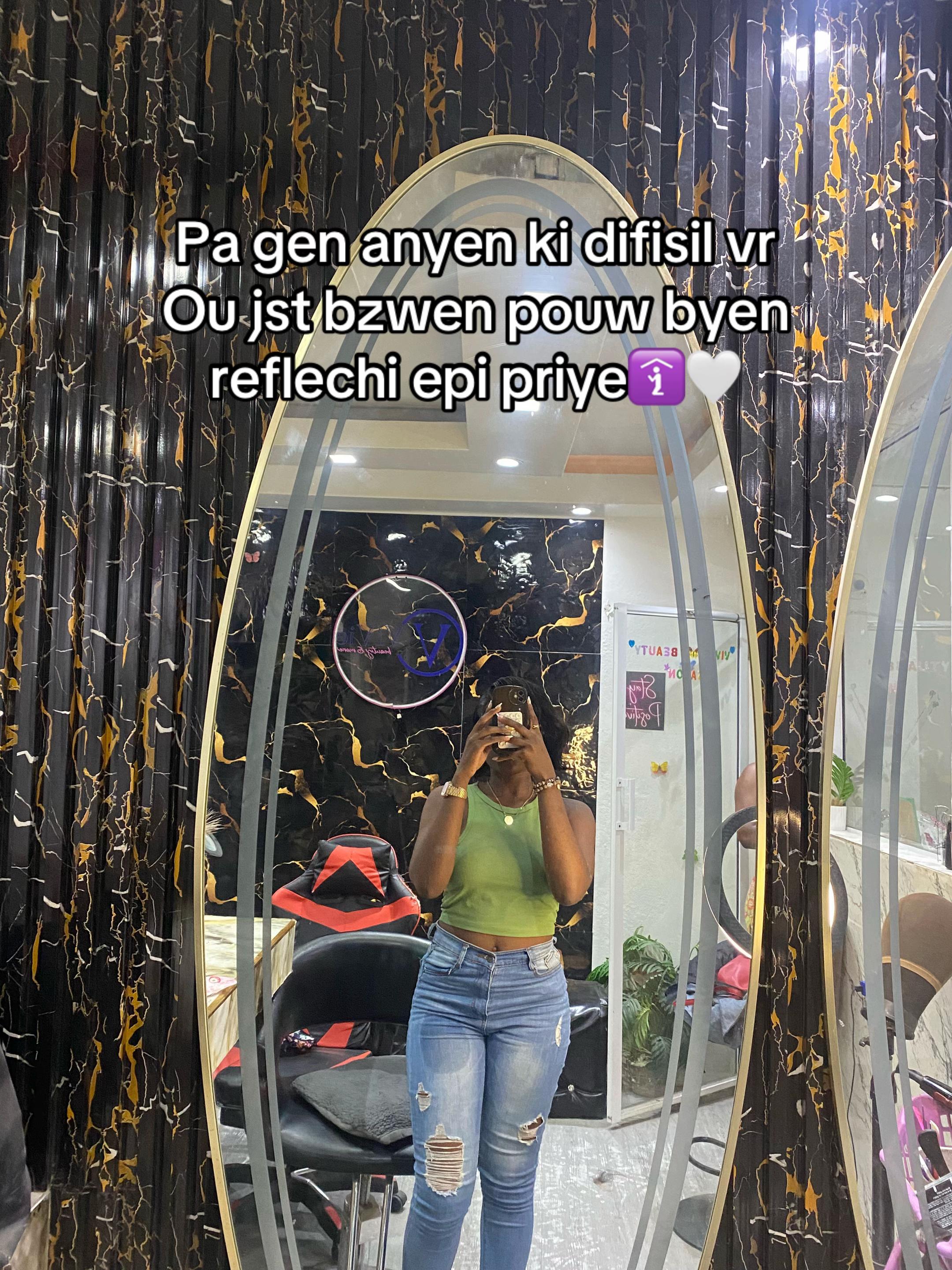 @Loue✨💕