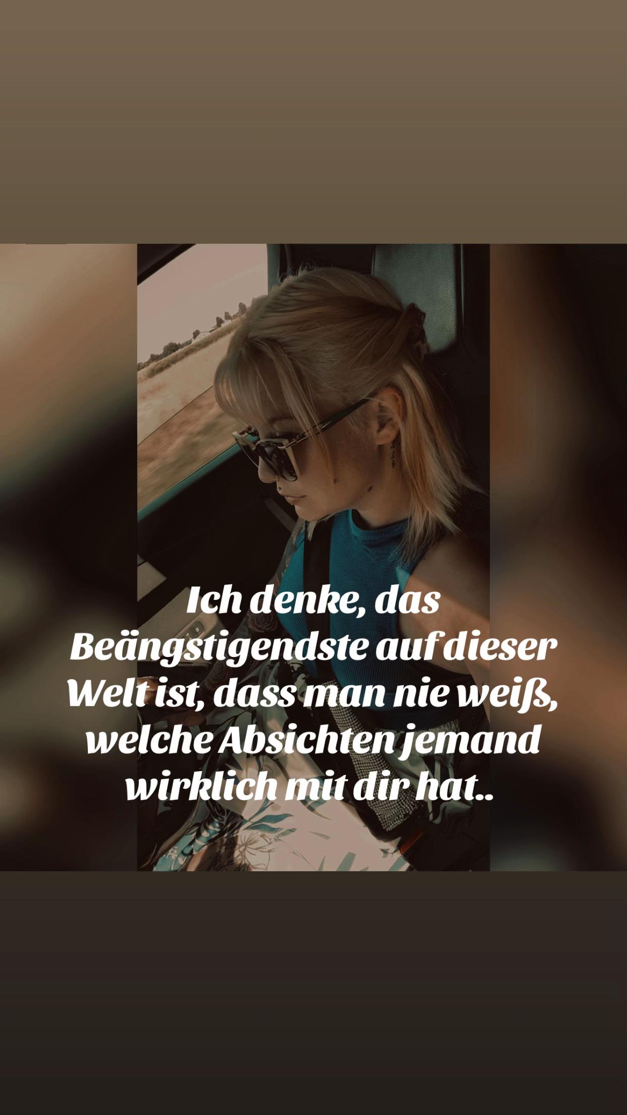 @Jacqueline 🦋