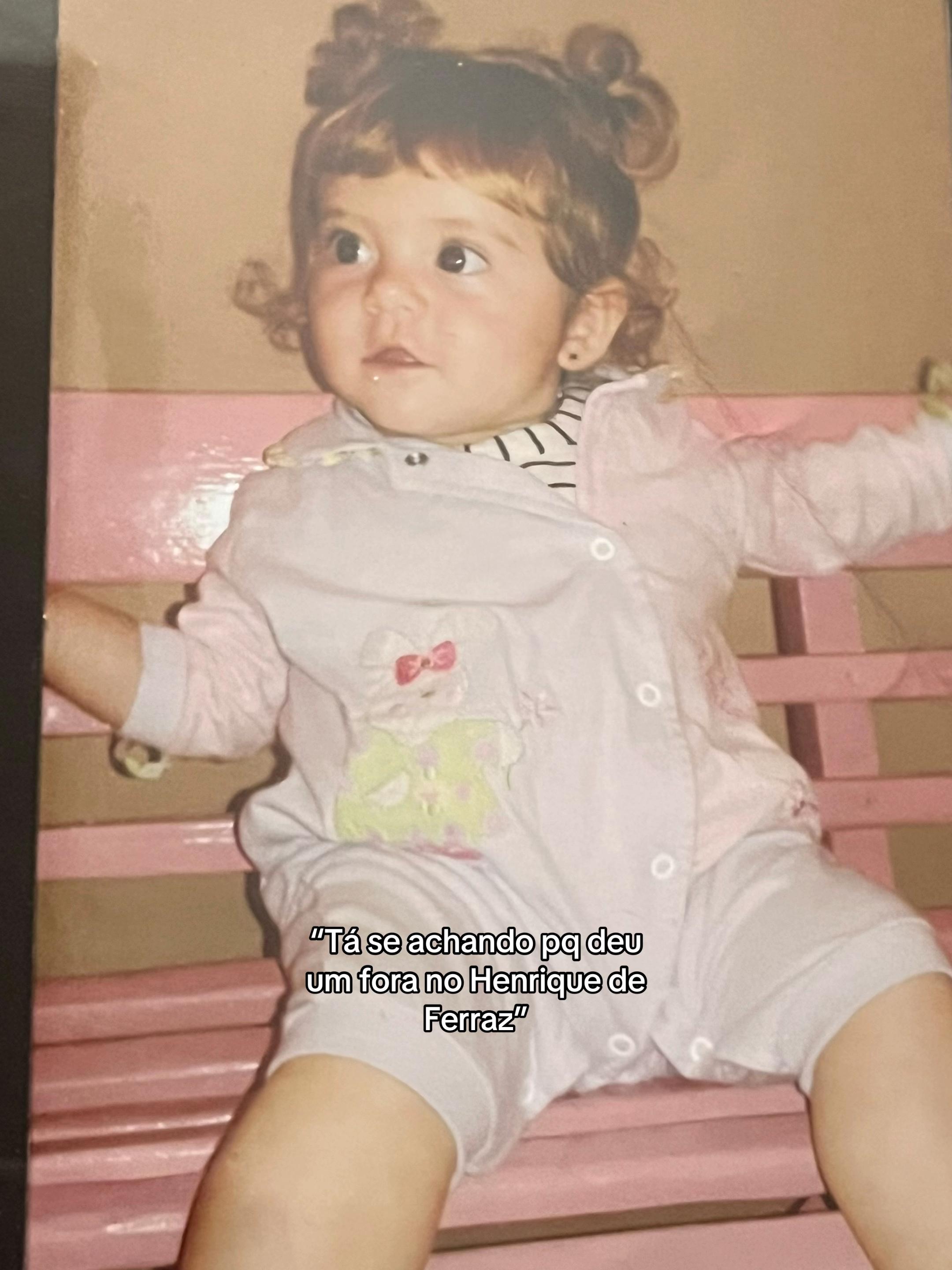 @Lavínia🩷✨