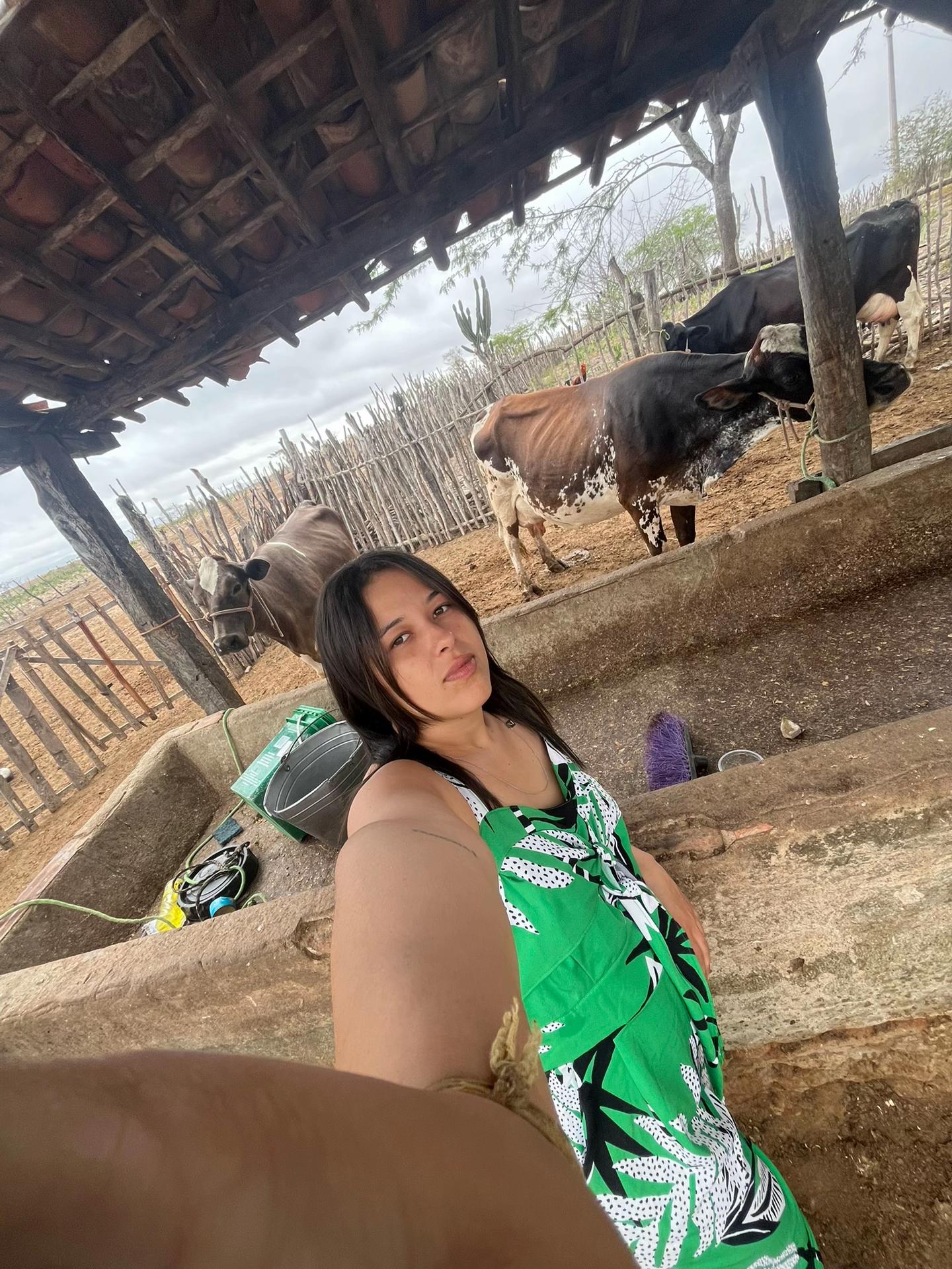 @gleyceee75