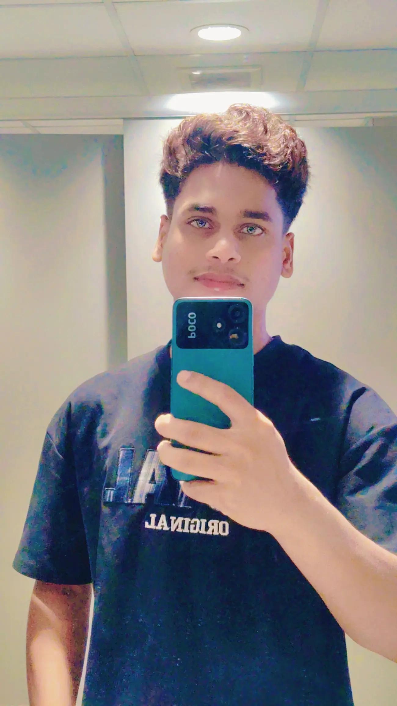 @₵₳₱₮₳ł₦ ₲ɄĐĐ₳