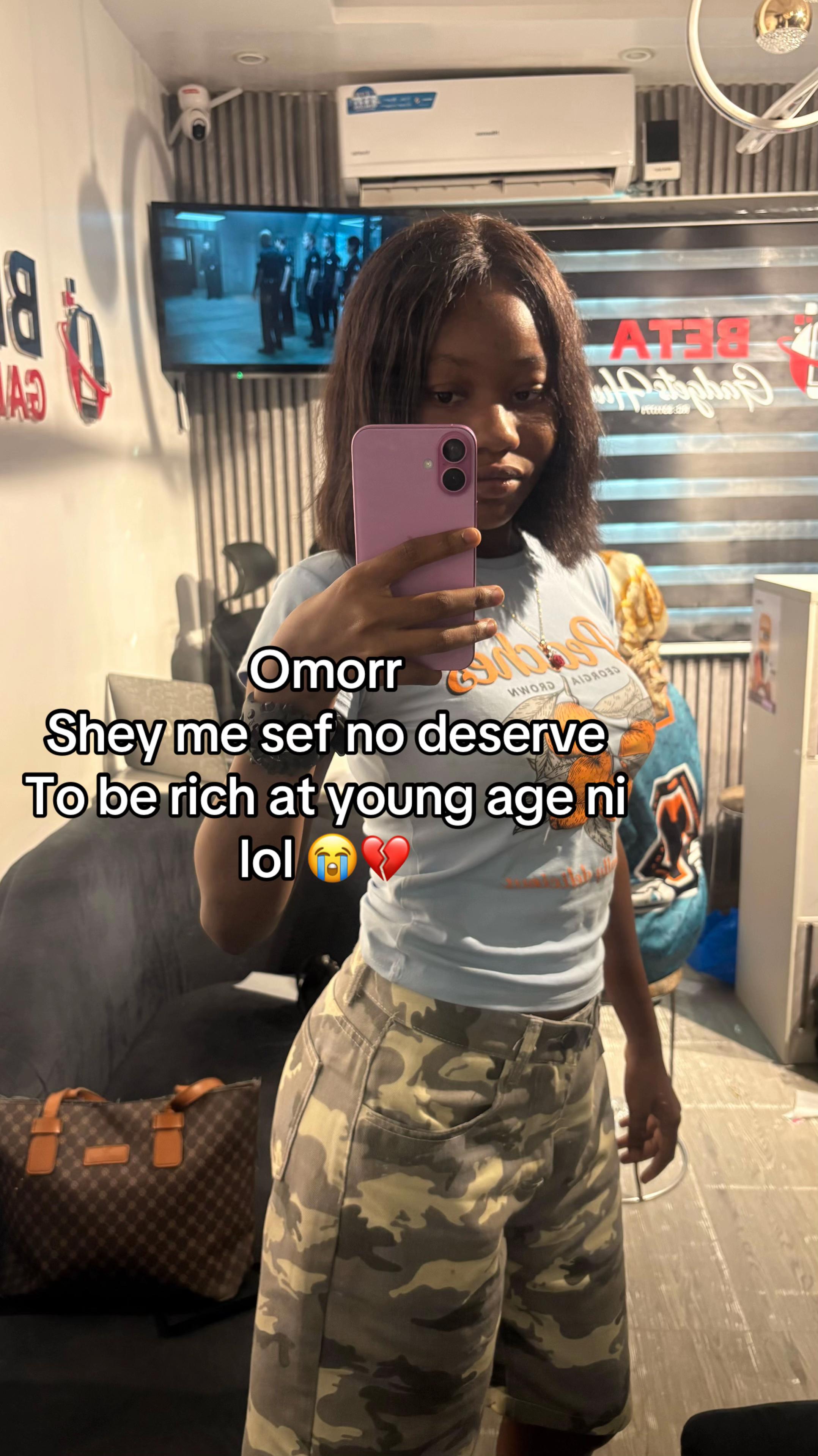@Semilore🌹👾