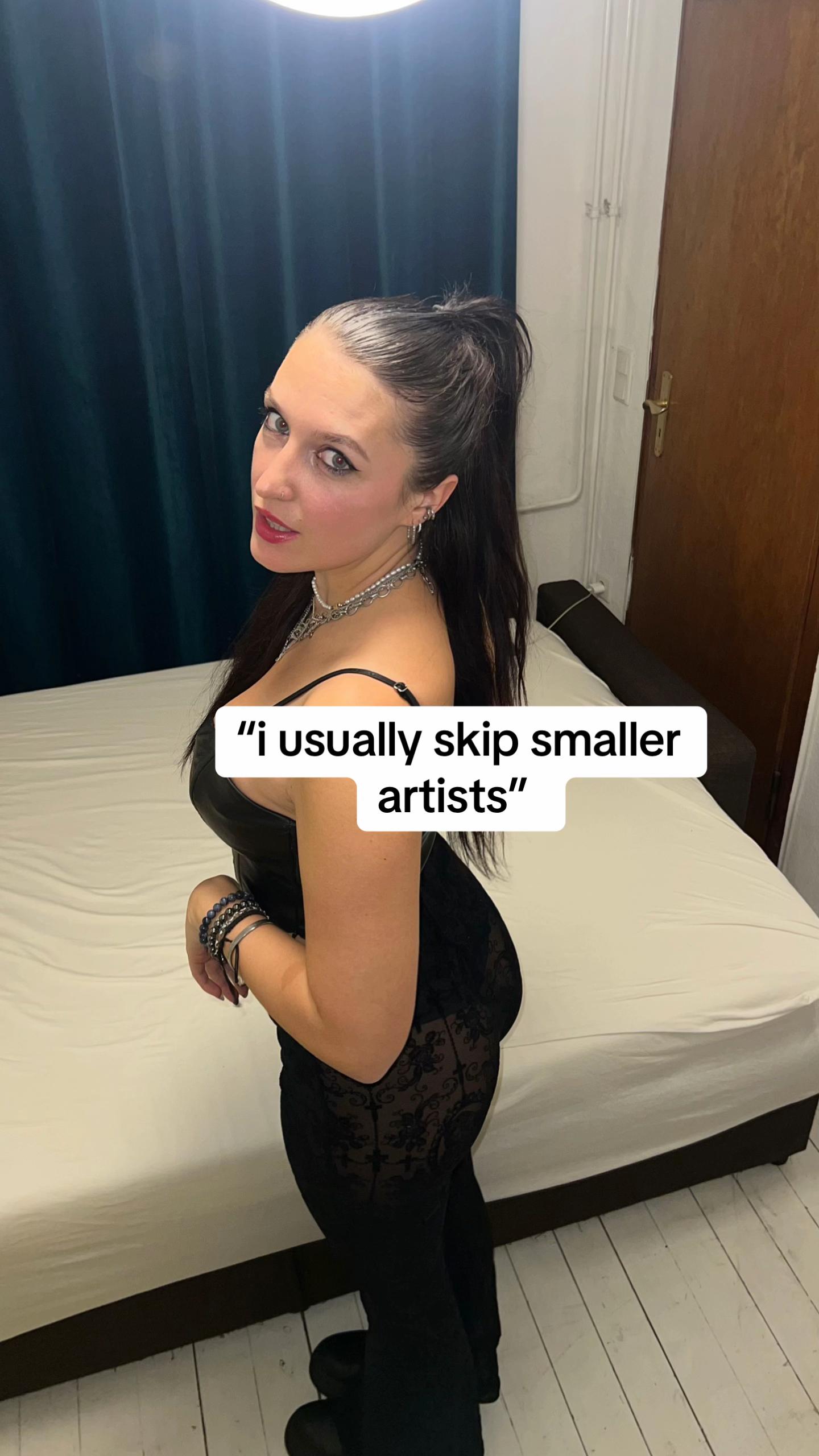 @LYAH NOIR