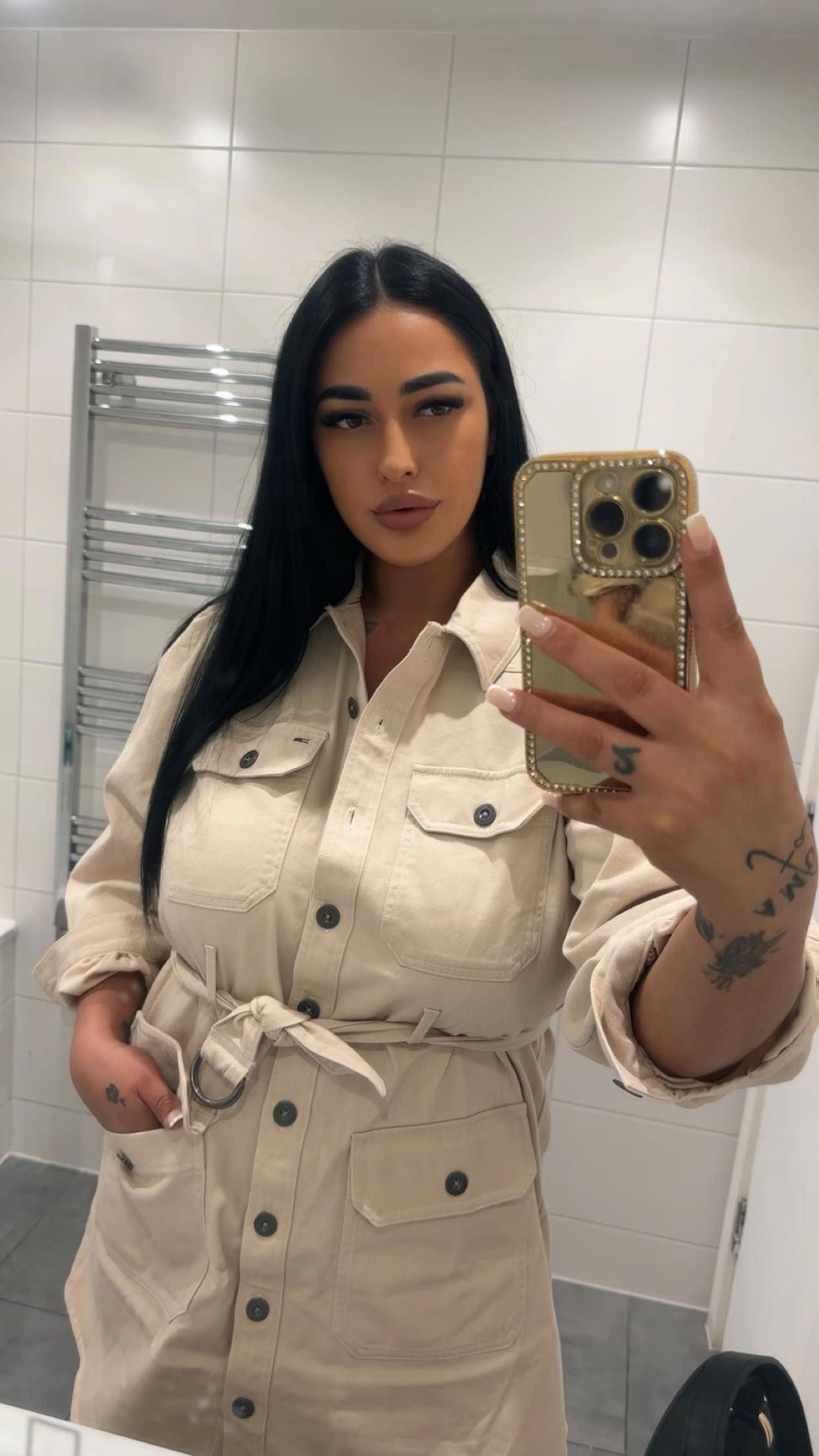 @corina951